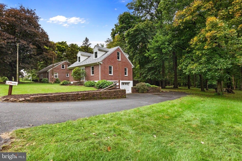 Photo of 1685 Dry Tavern Road, DENVER, PA 17517 (MLS # PALA2096198)
