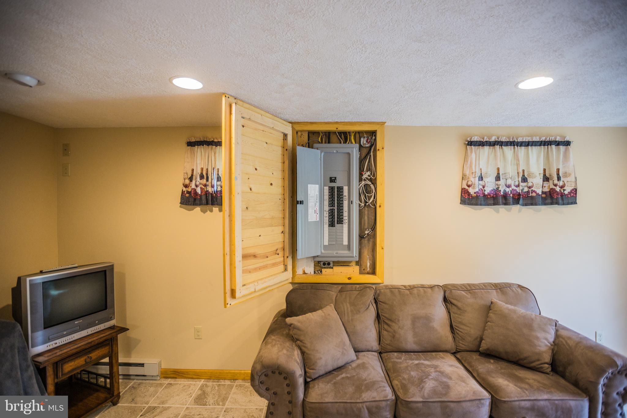 MC HENRY - Residential