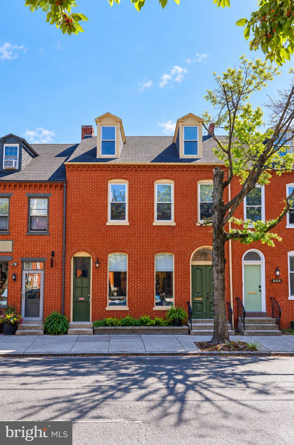 350 W ORANGE STREET