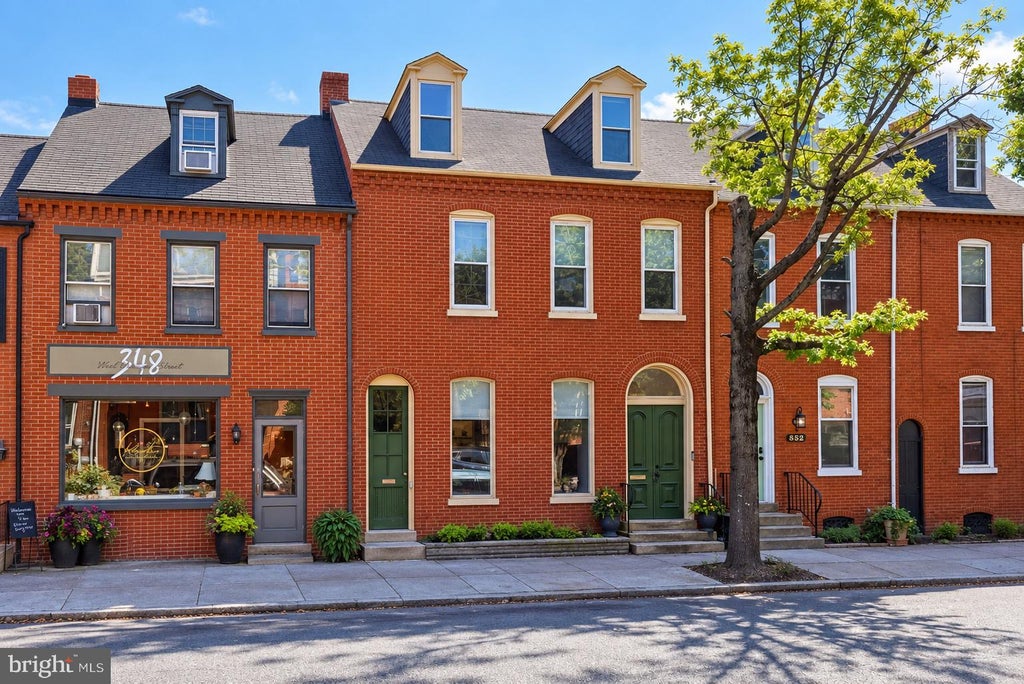 Photo of 350 W Orange Street, LANCASTER, PA 17603 (MLS # PALA2095652)