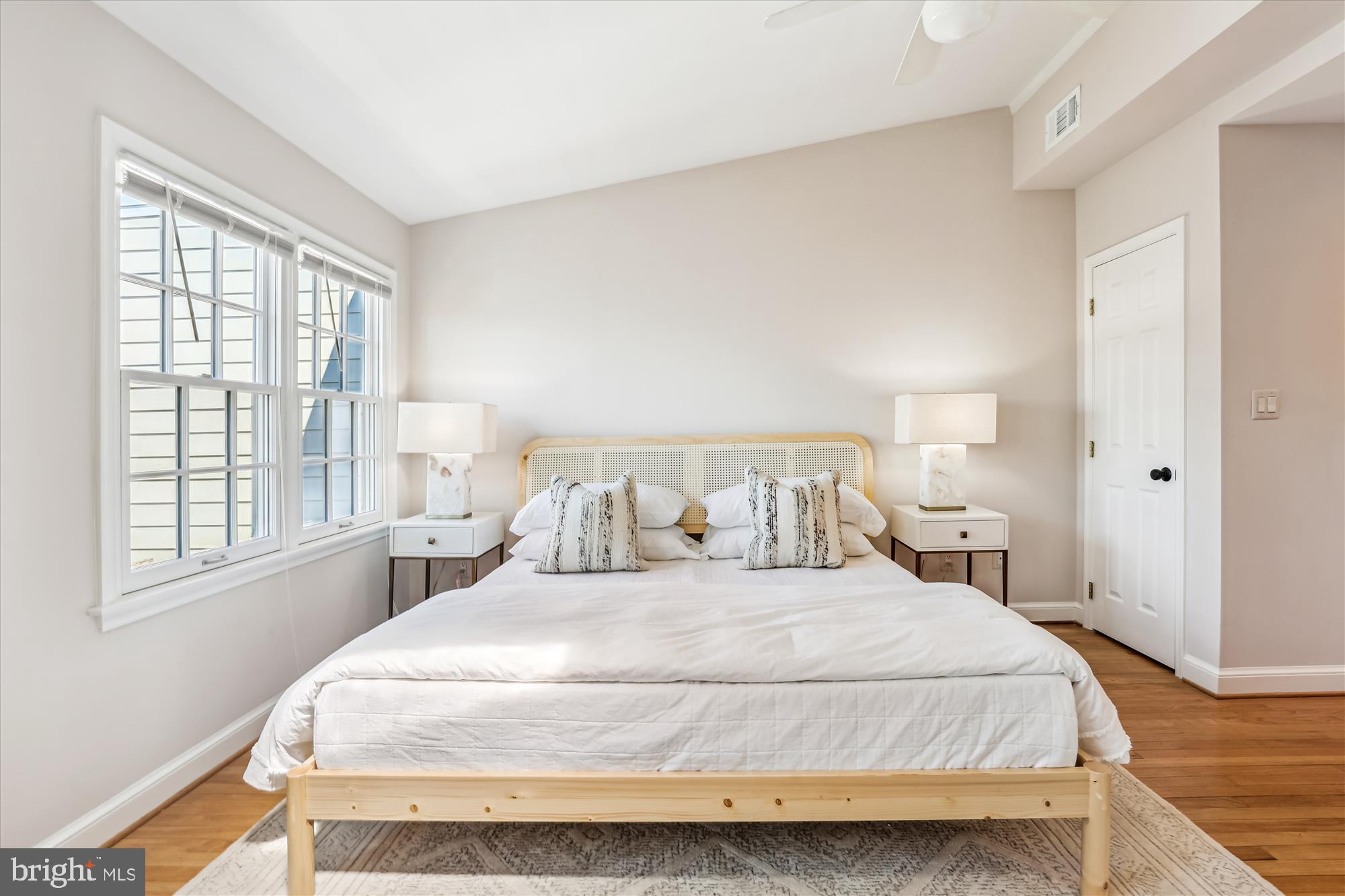 YATES GARDENS - Residential