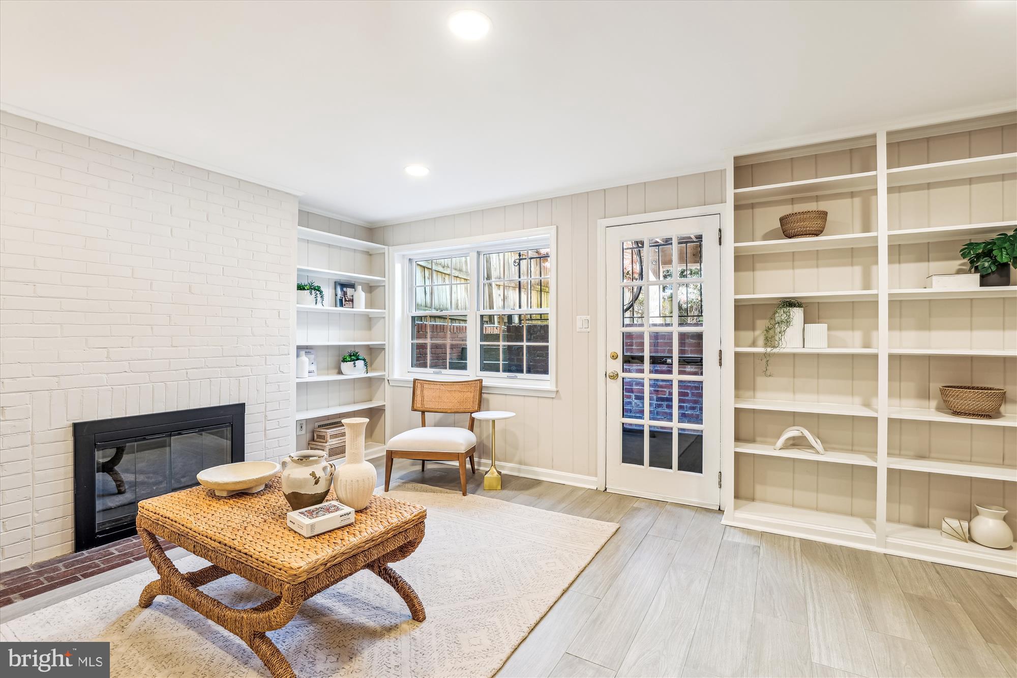 YATES GARDENS - Residential