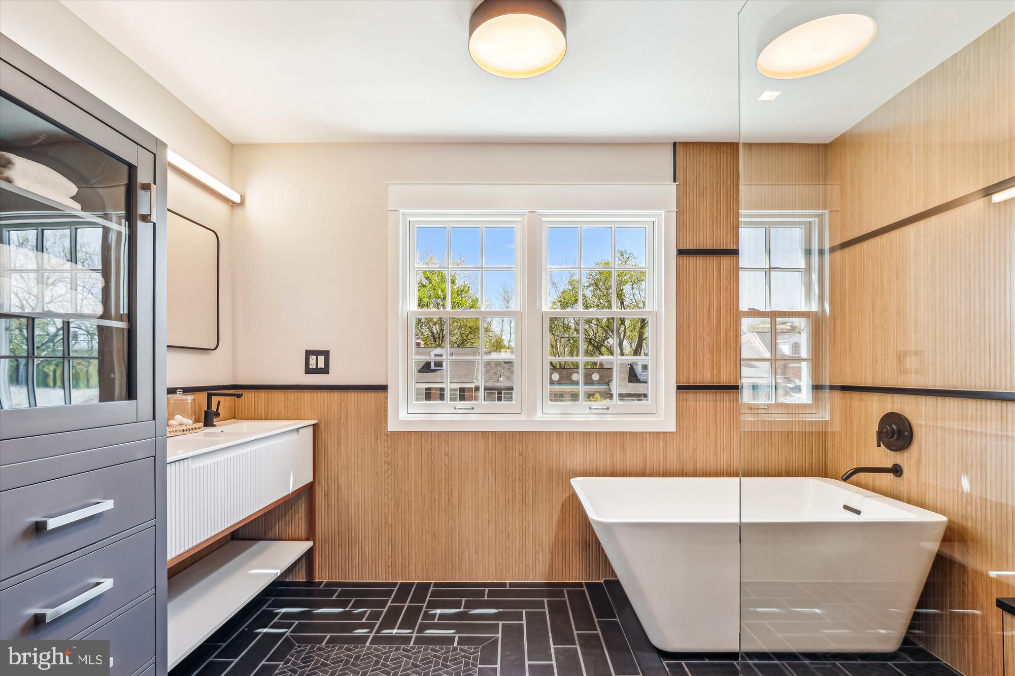 YATES GARDENS - Residential