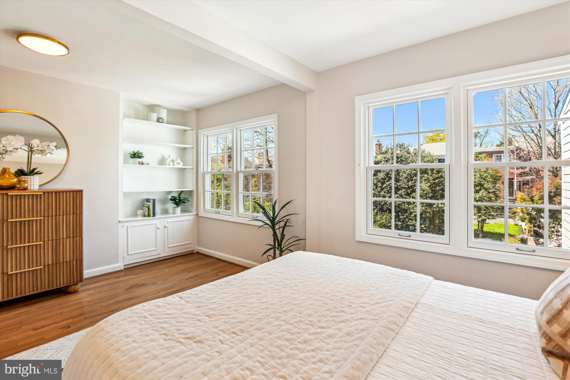 YATES GARDENS - Residential