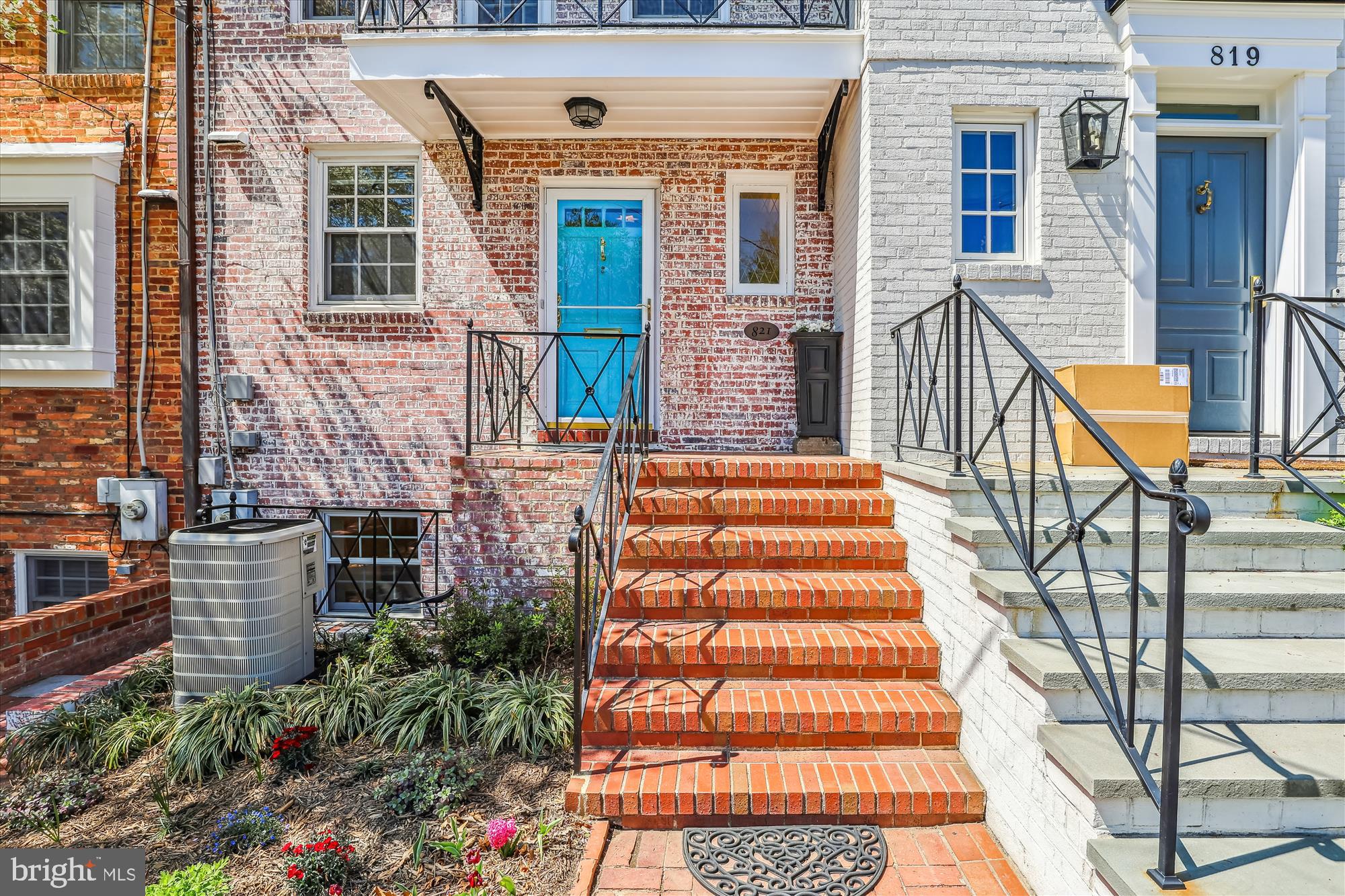 YATES GARDENS - Residential