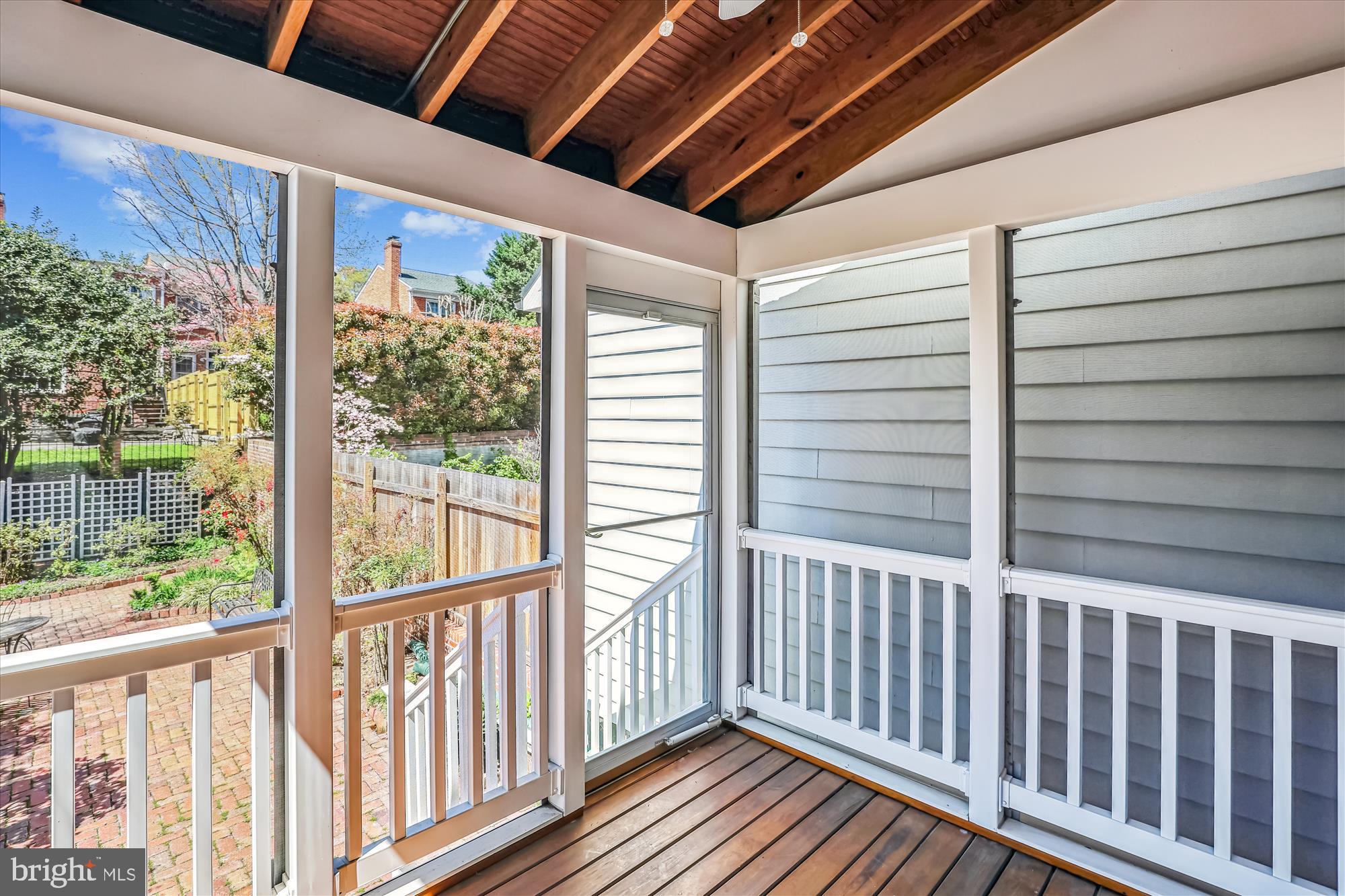 YATES GARDENS - Residential