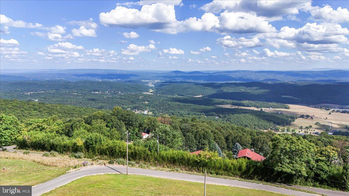 PINNACLE - Residential