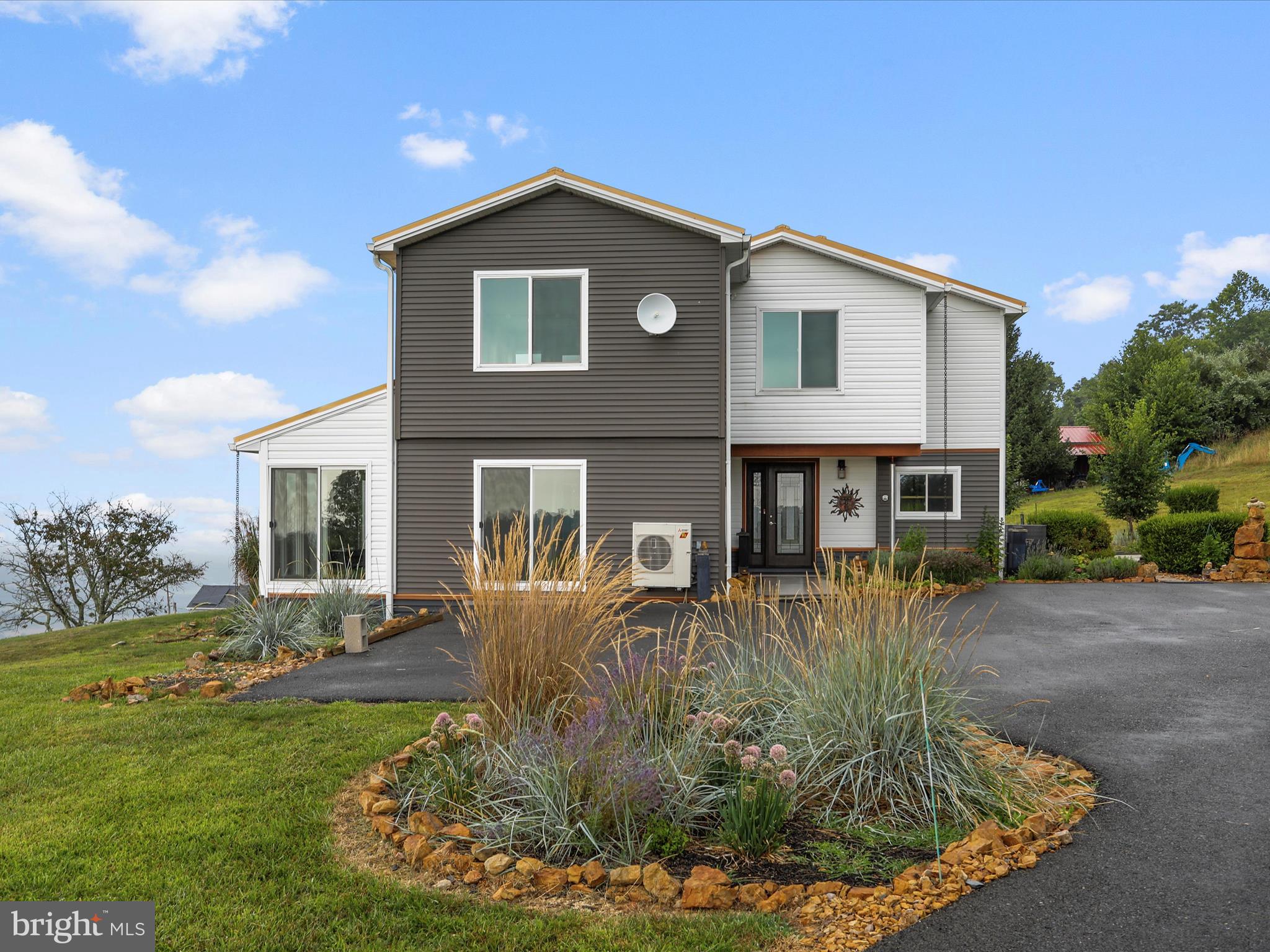 PINNACLE - Residential