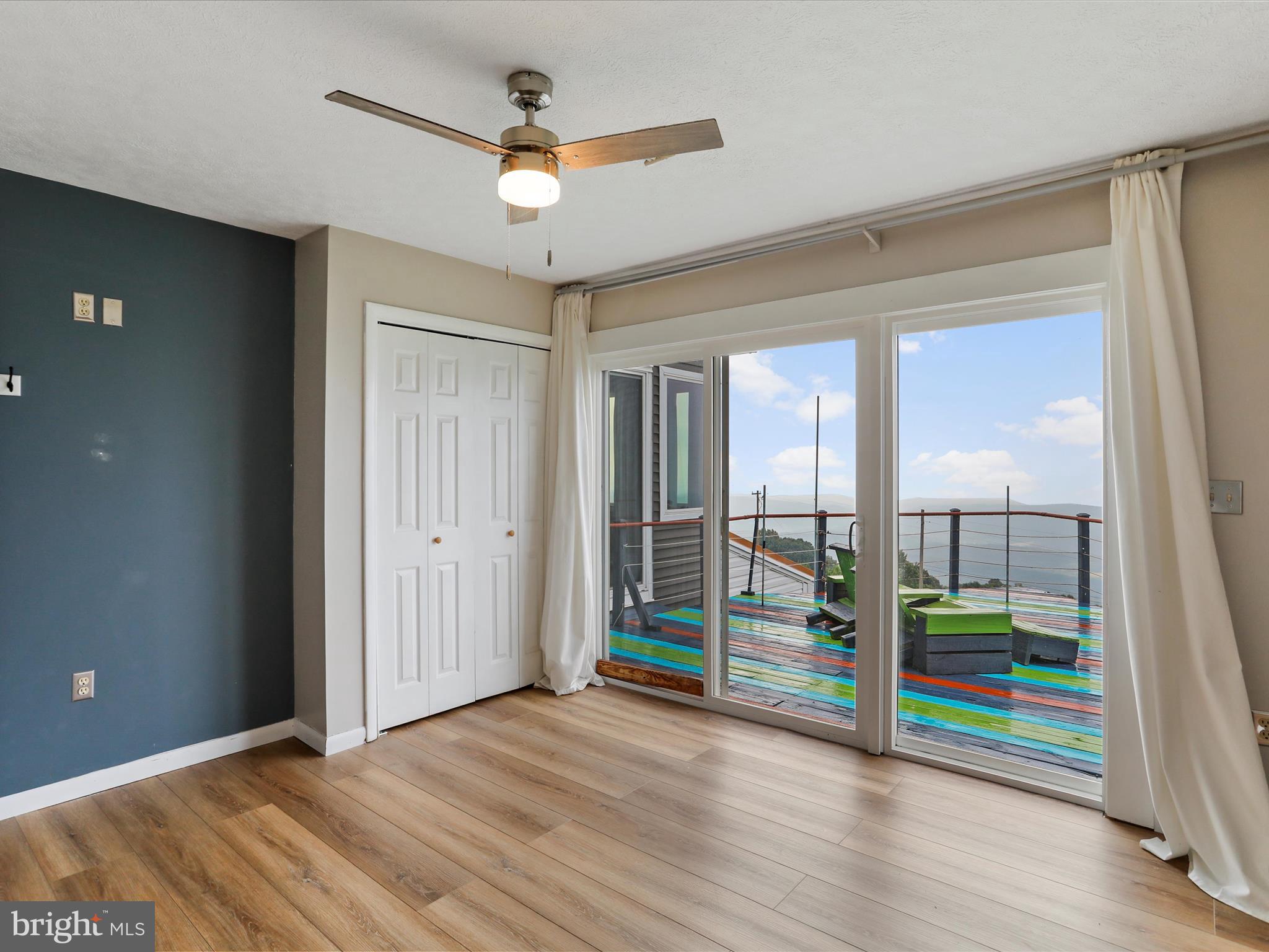 PINNACLE - Residential