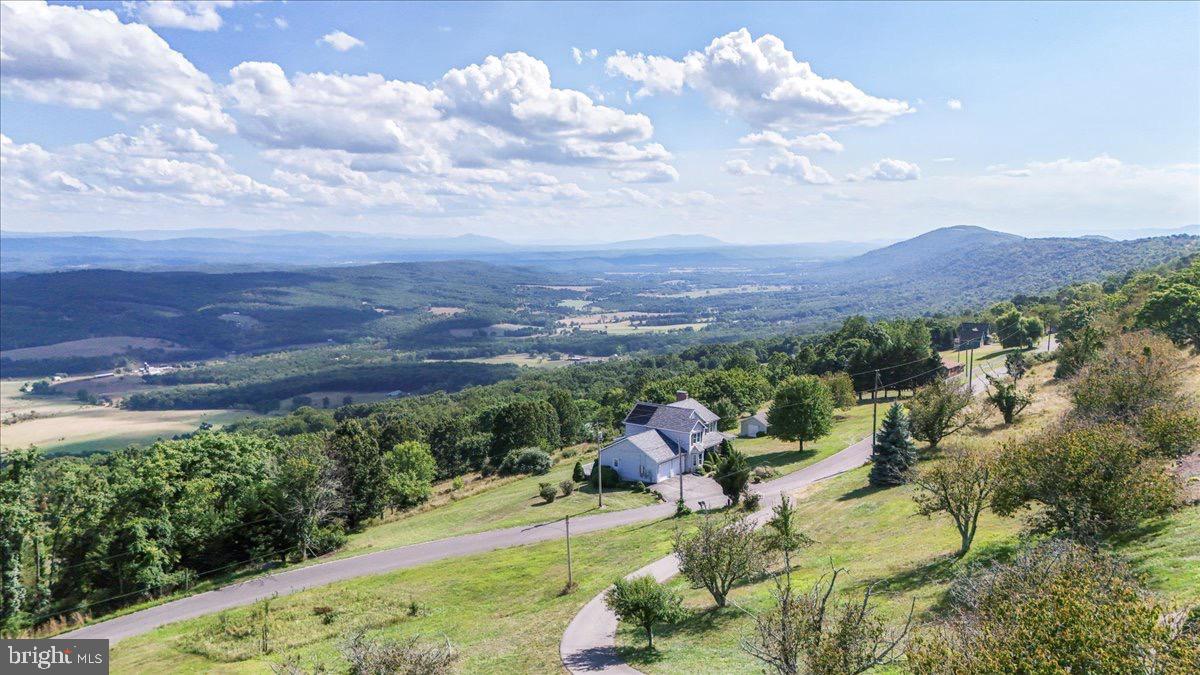 PINNACLE - Residential