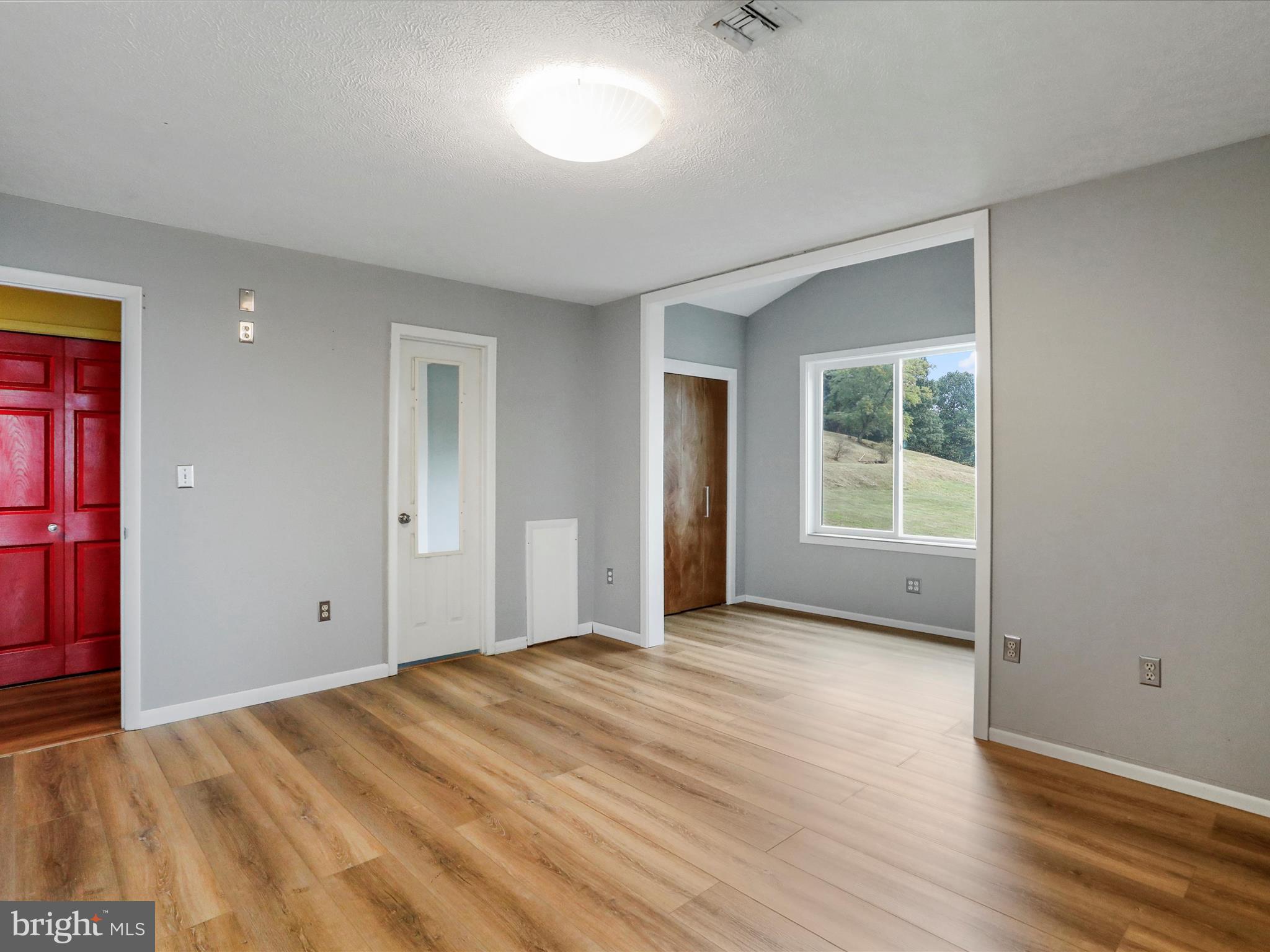 PINNACLE - Residential