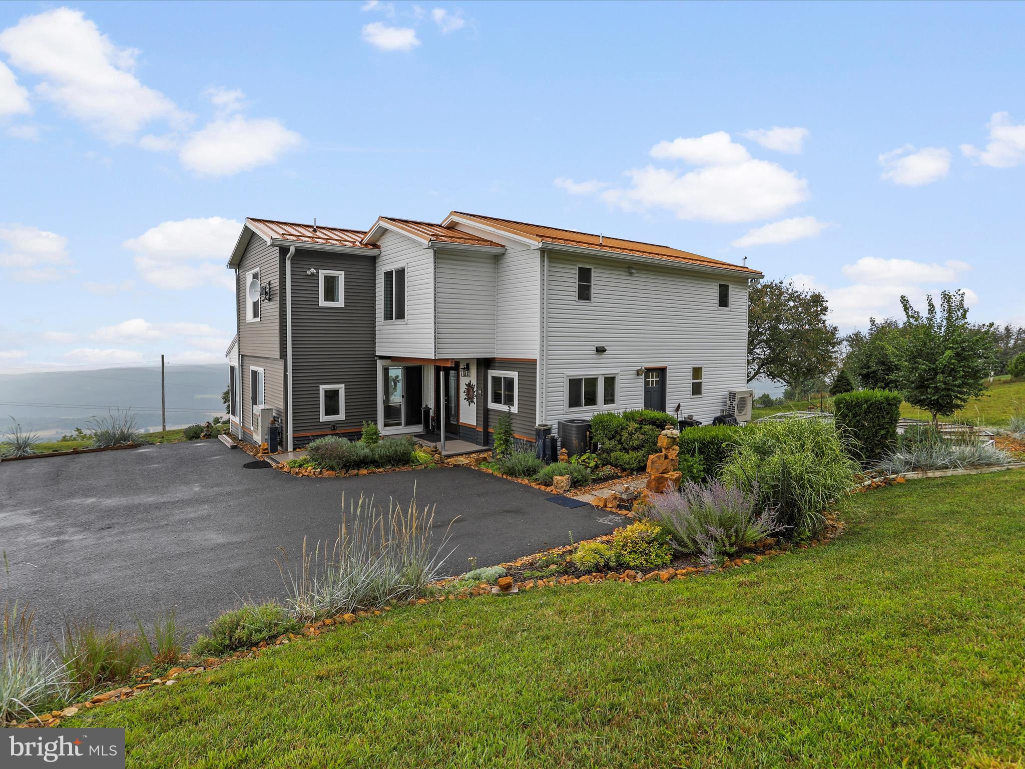 PINNACLE - Residential