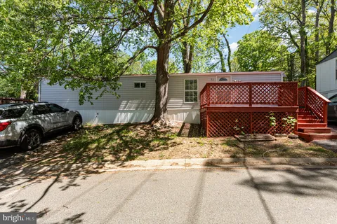 MLS: VAST2038648
