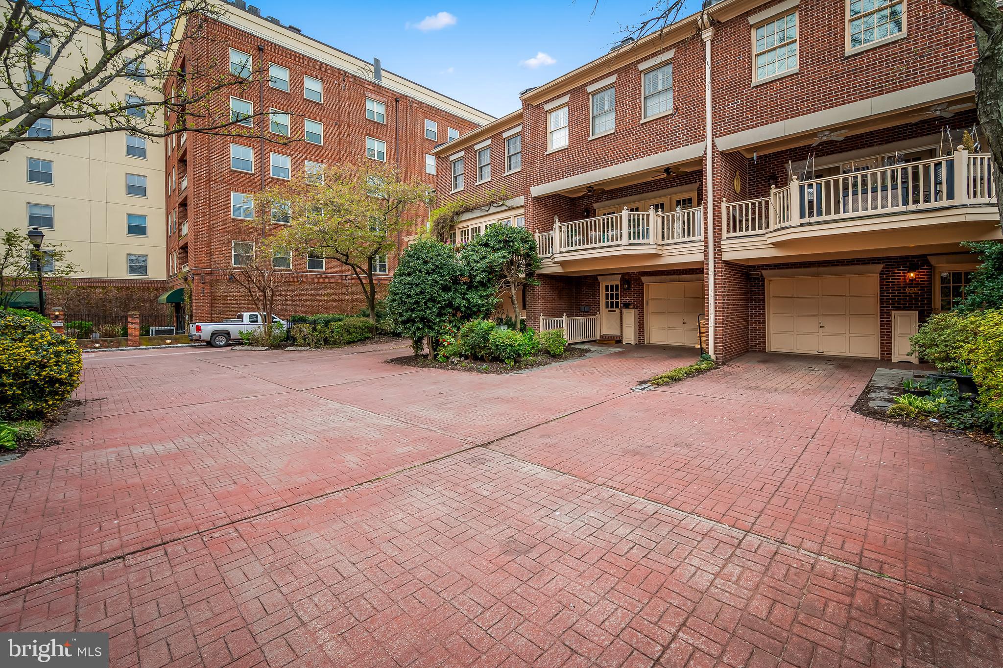 FELLS POINT HISTORIC DISTRICT - Residential