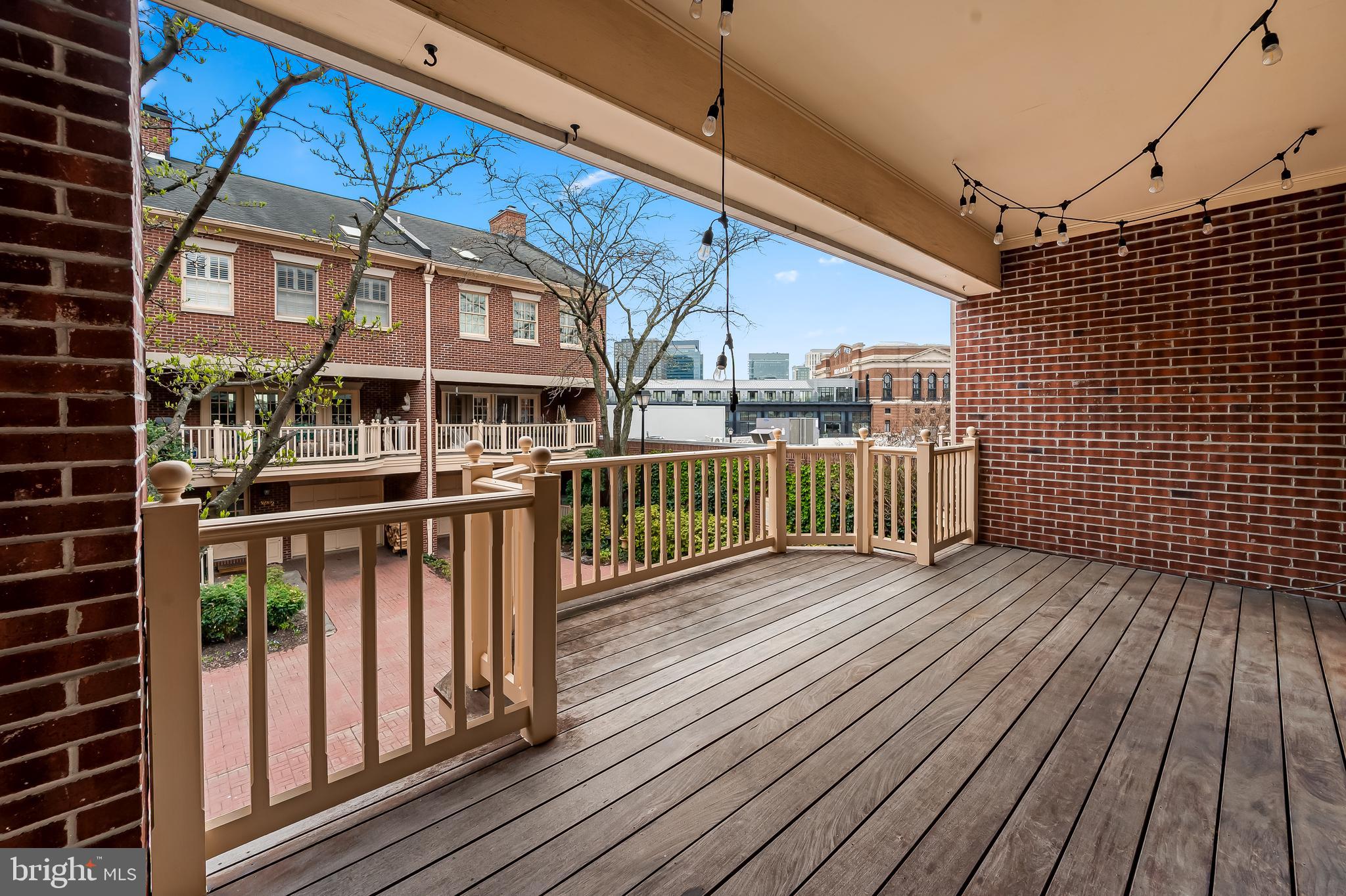 FELLS POINT HISTORIC DISTRICT - Residential
