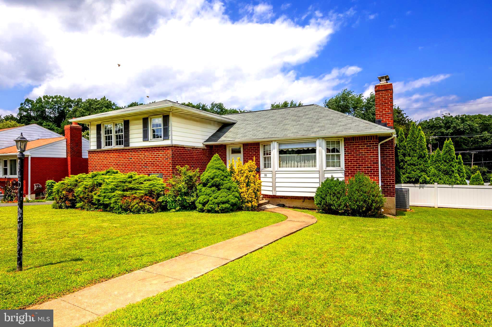 532 GOUCHER BOULEVARD