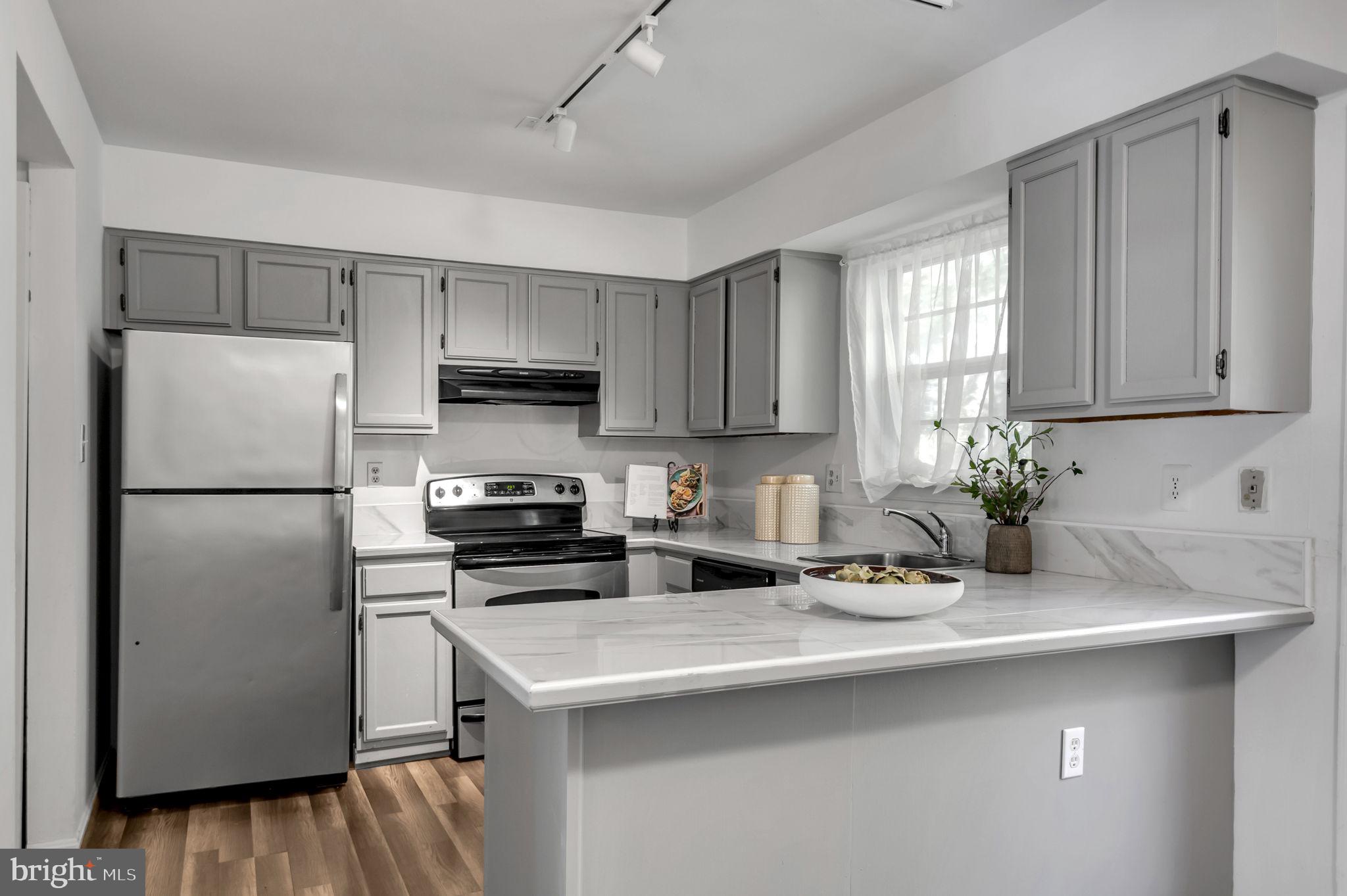 MONTCLAIR ST3 - Residential