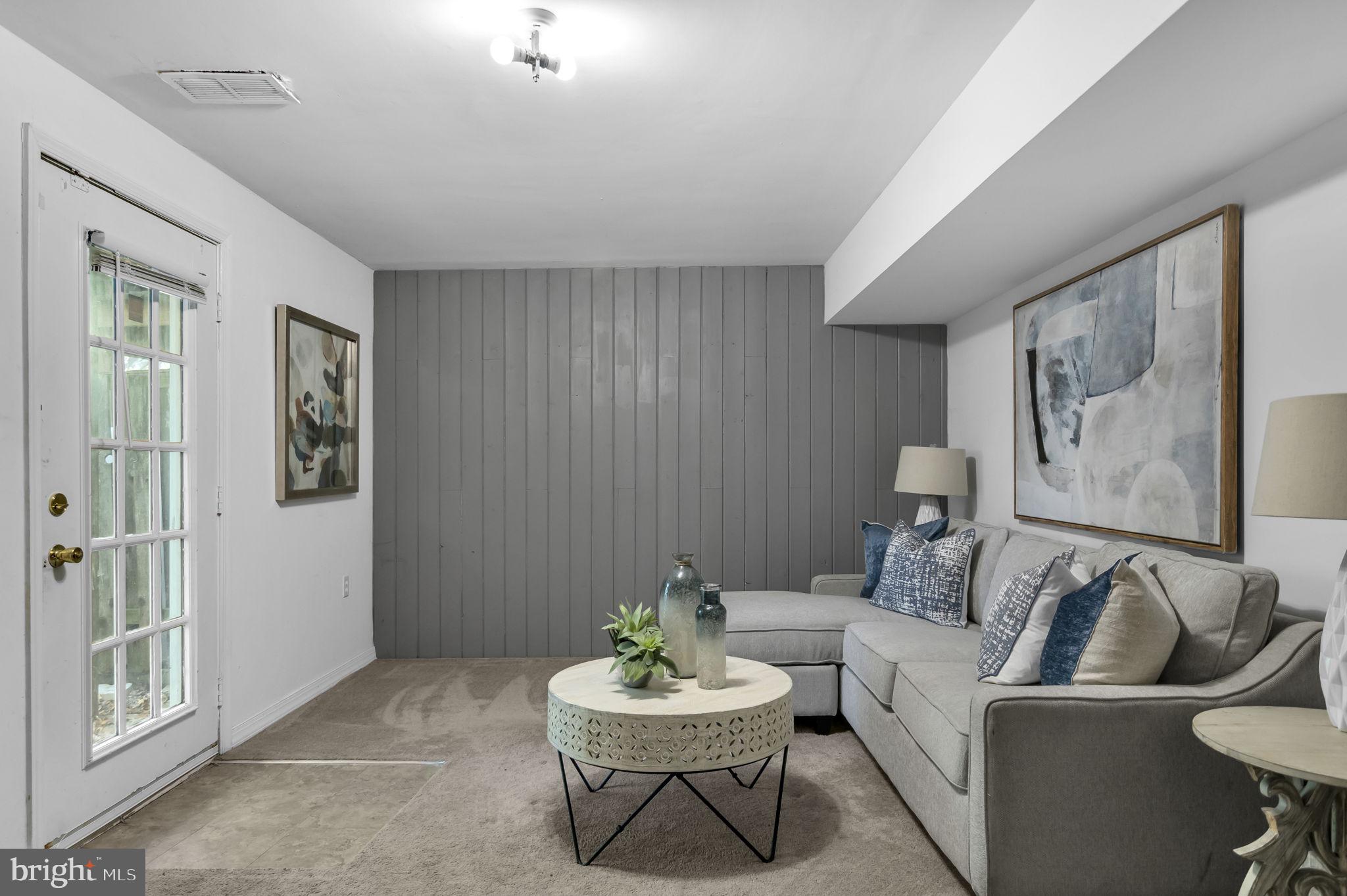 MONTCLAIR ST3 - Residential