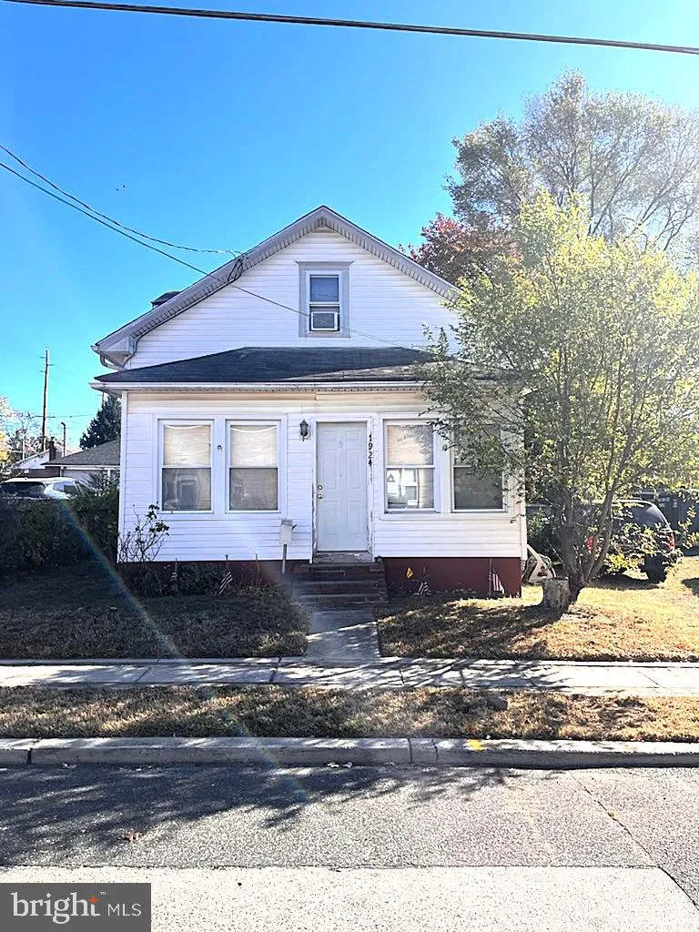 Pennsauken, New Jersey 08110, United States, 4 Bedrooms Bedrooms, ,1 BathroomBathrooms,Residential,Coming Soon,20738