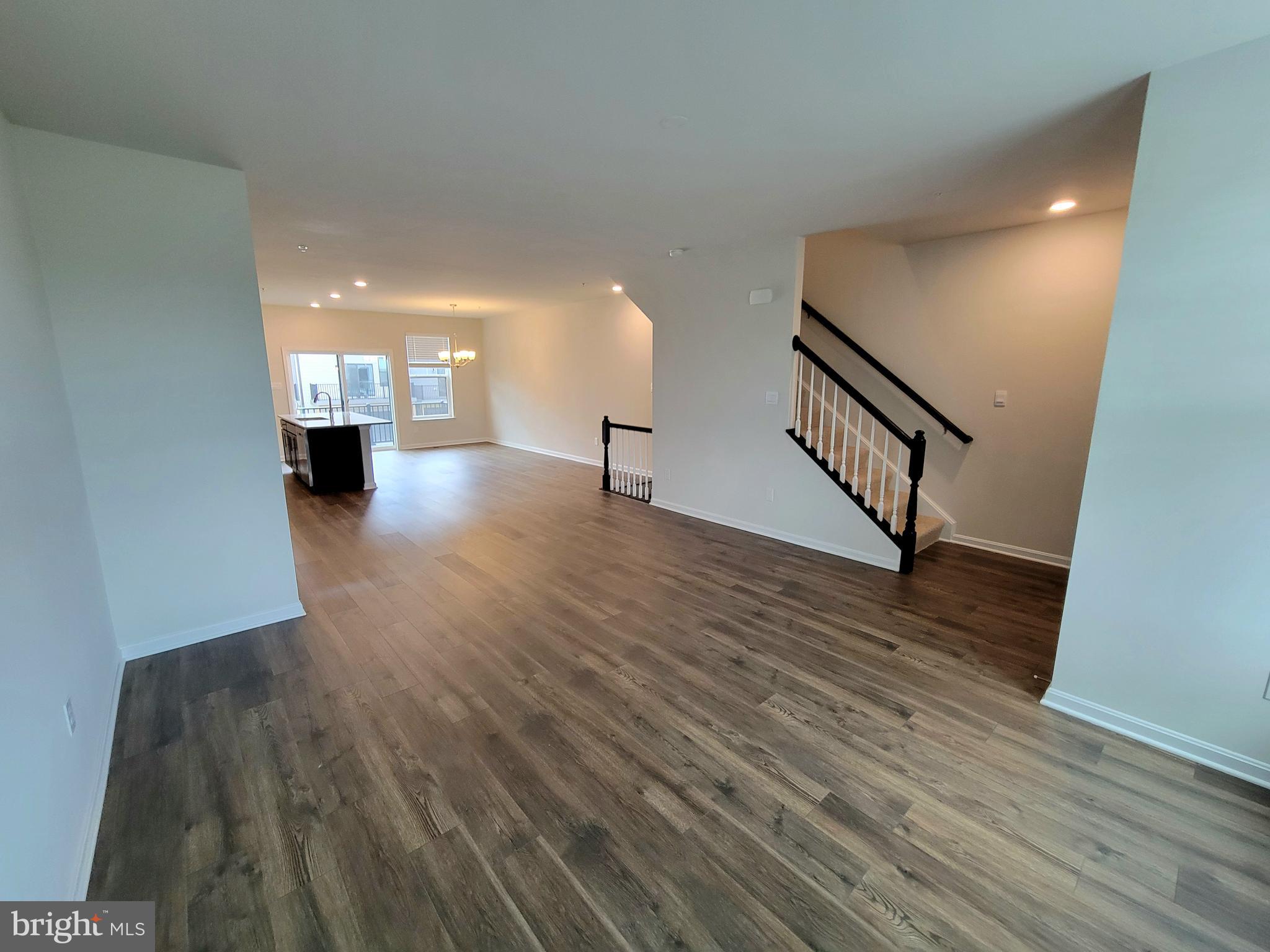 RENN QUARTER - Residential Lease