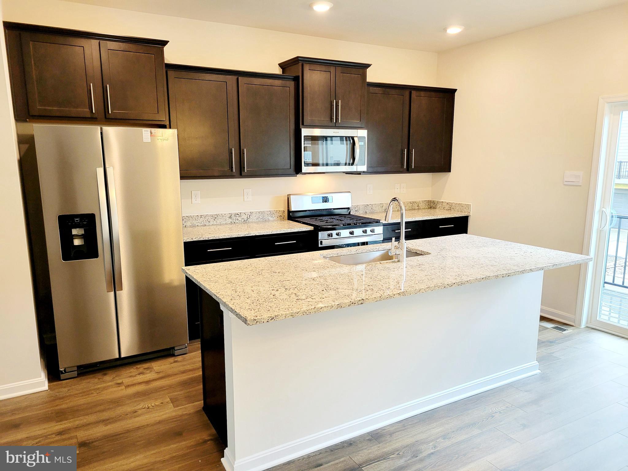 RENN QUARTER - Residential Lease