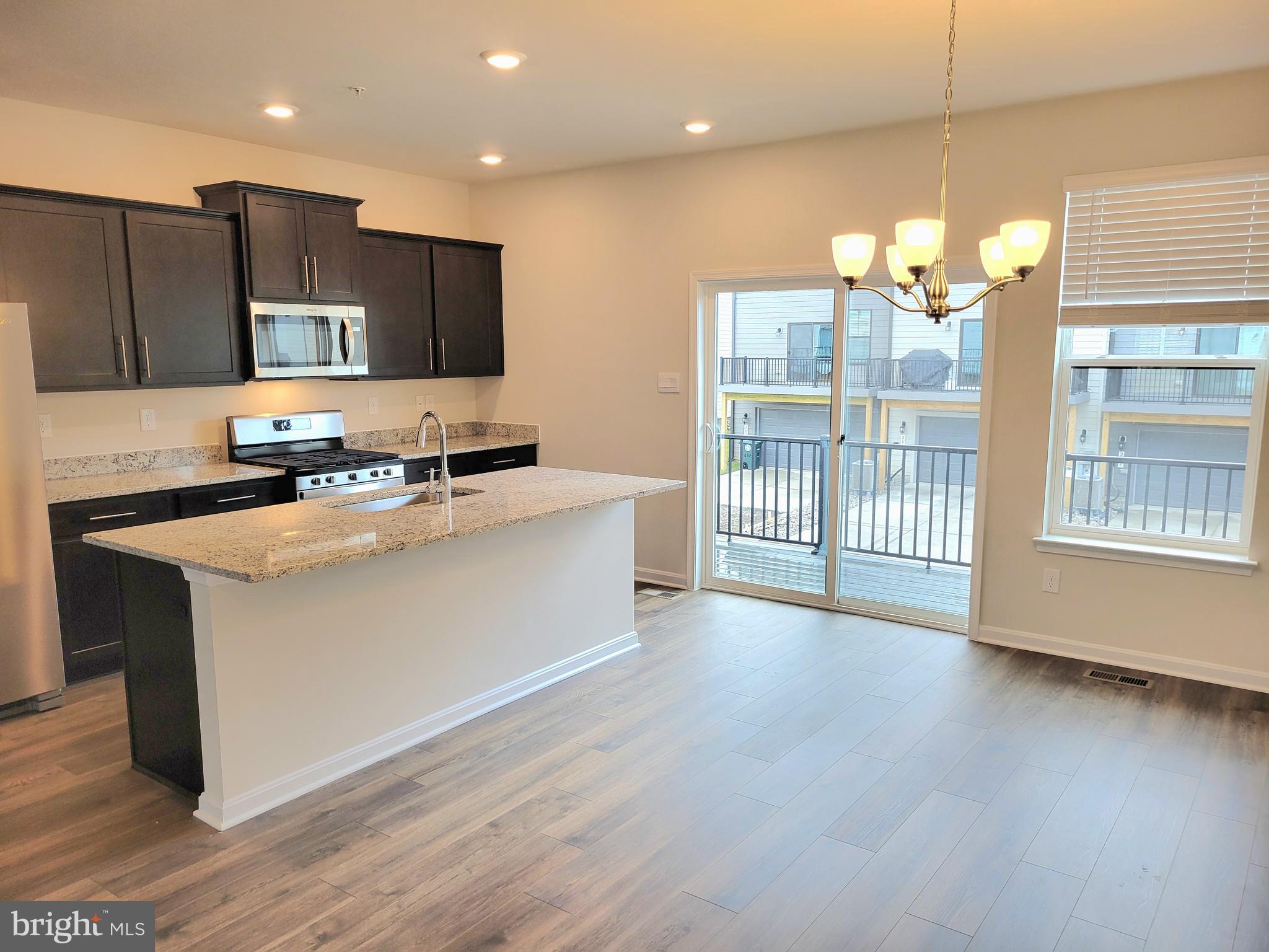 RENN QUARTER - Residential Lease