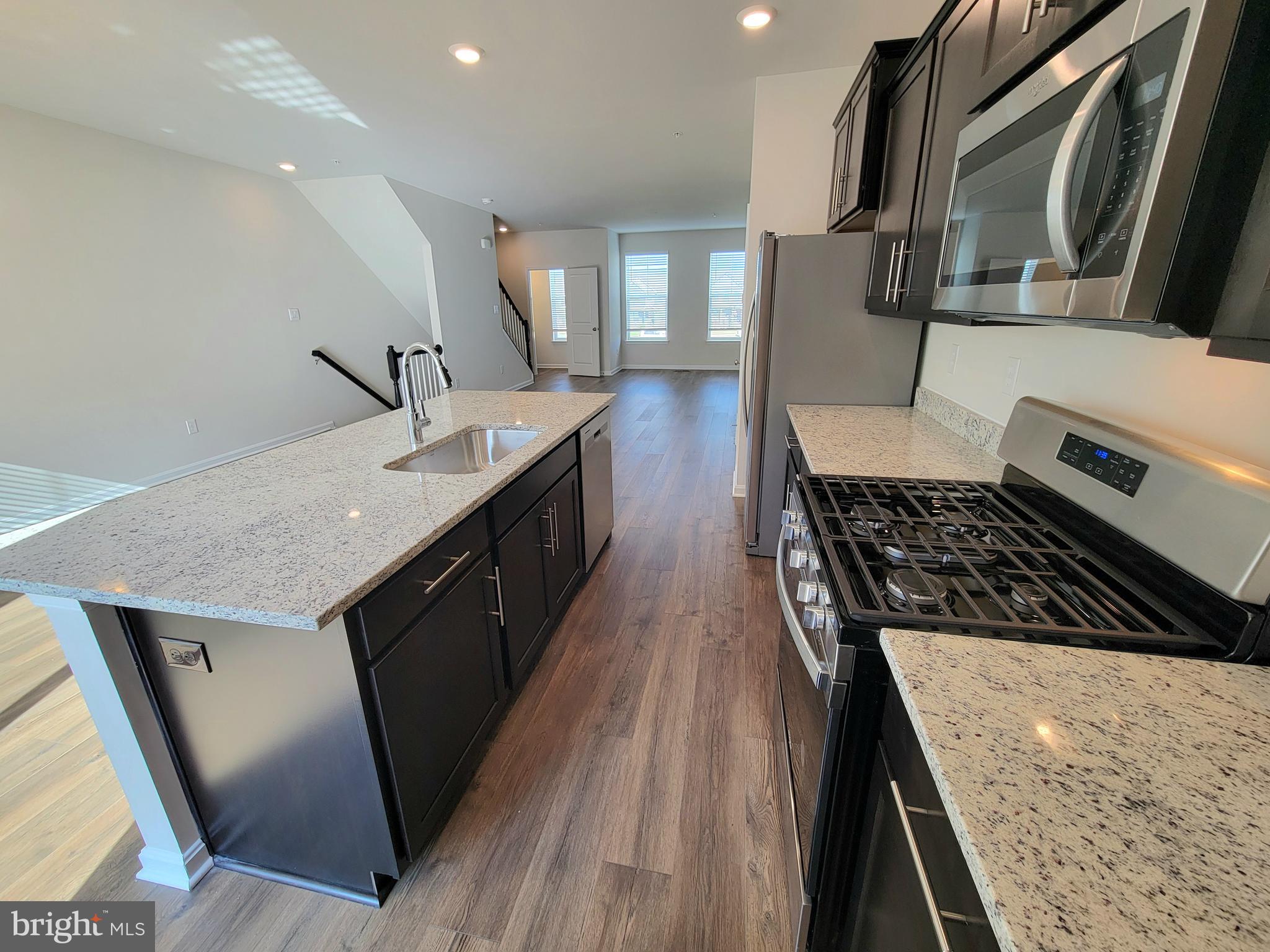 RENN QUARTER - Residential Lease