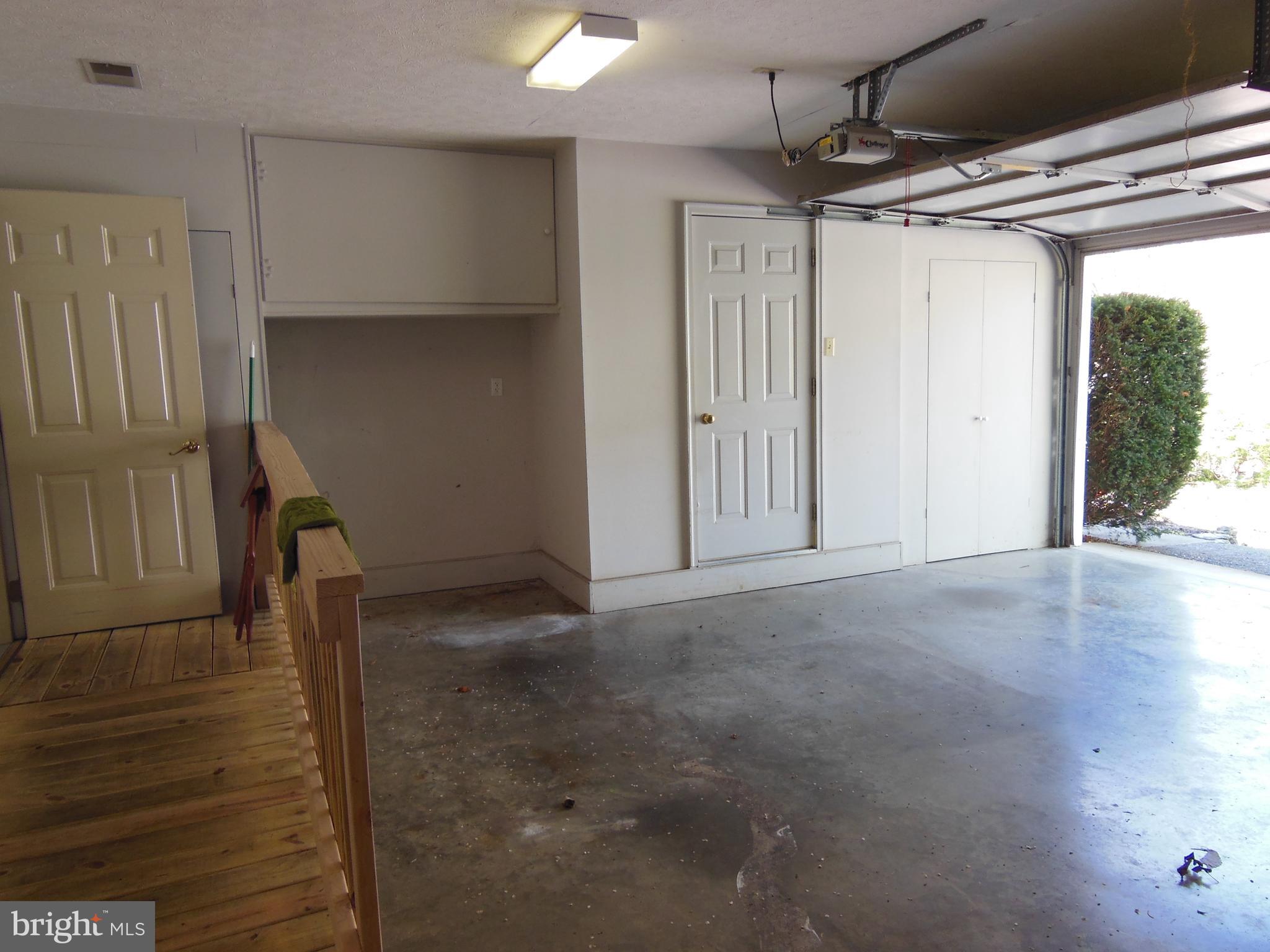 BRIARWOOD - Residential