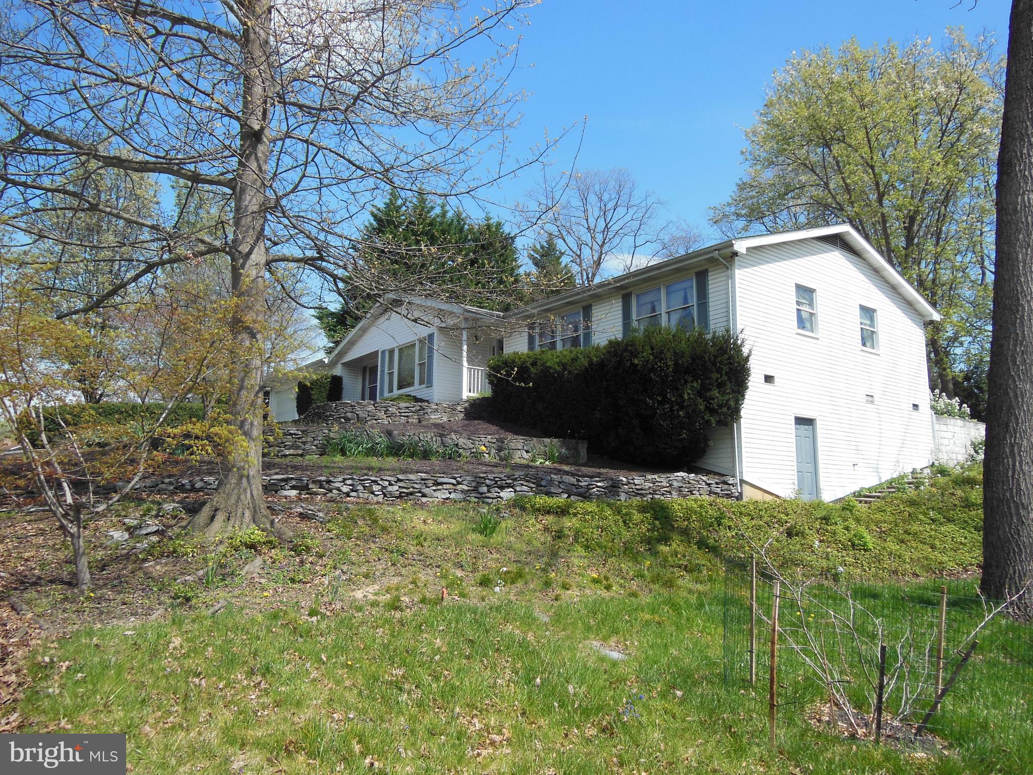 BRIARWOOD - Residential