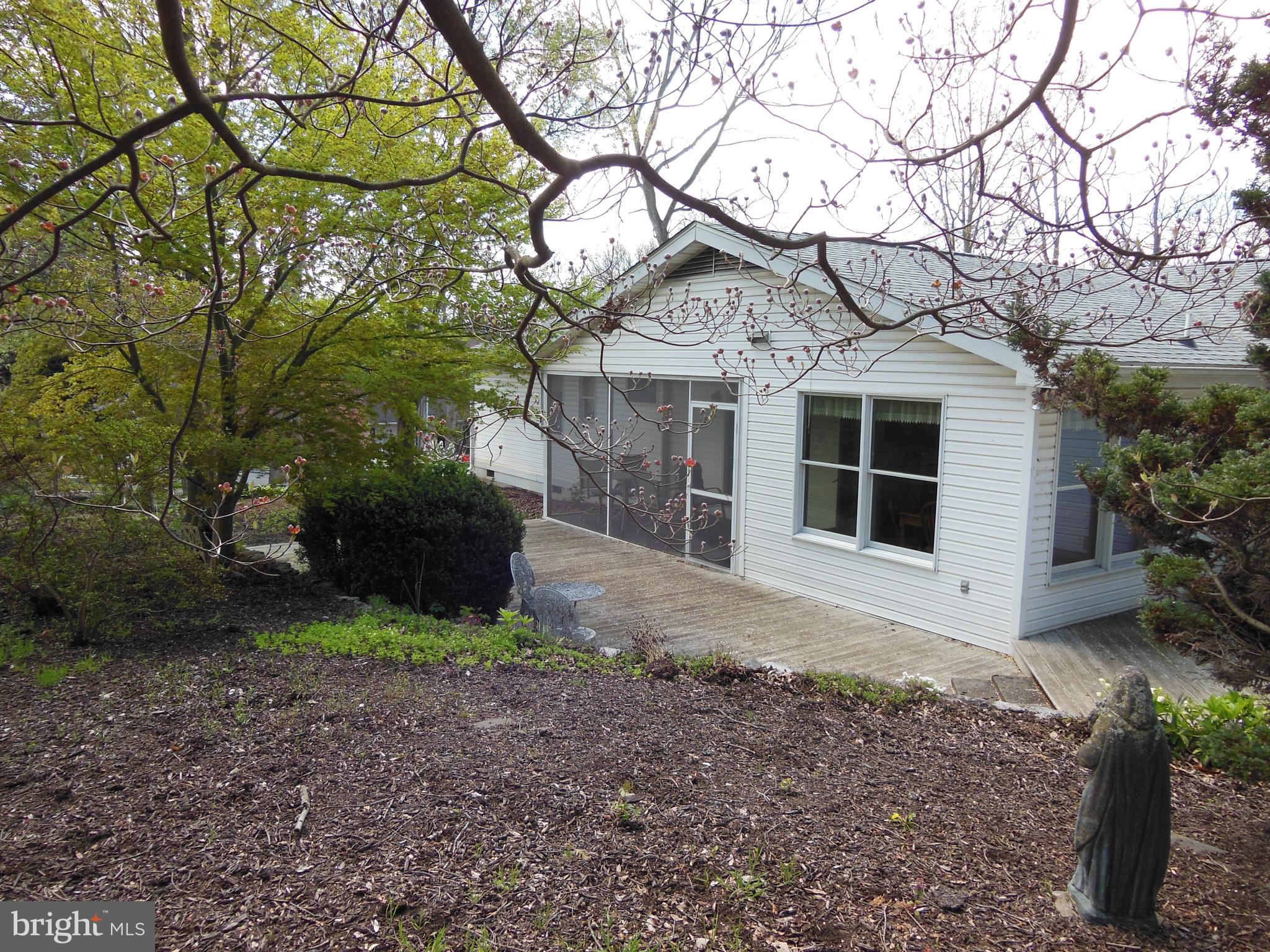 BRIARWOOD - Residential