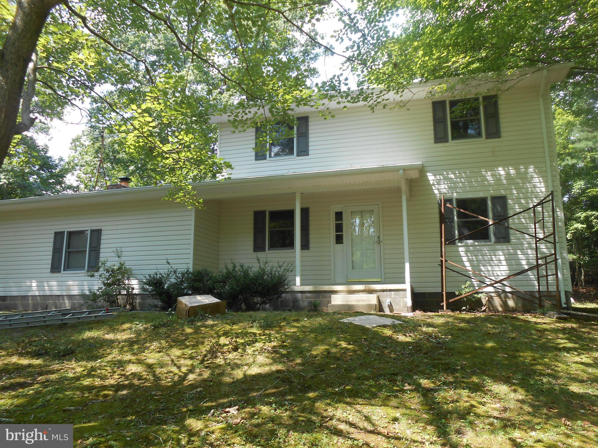 LAND O LAKES - Residential Lease