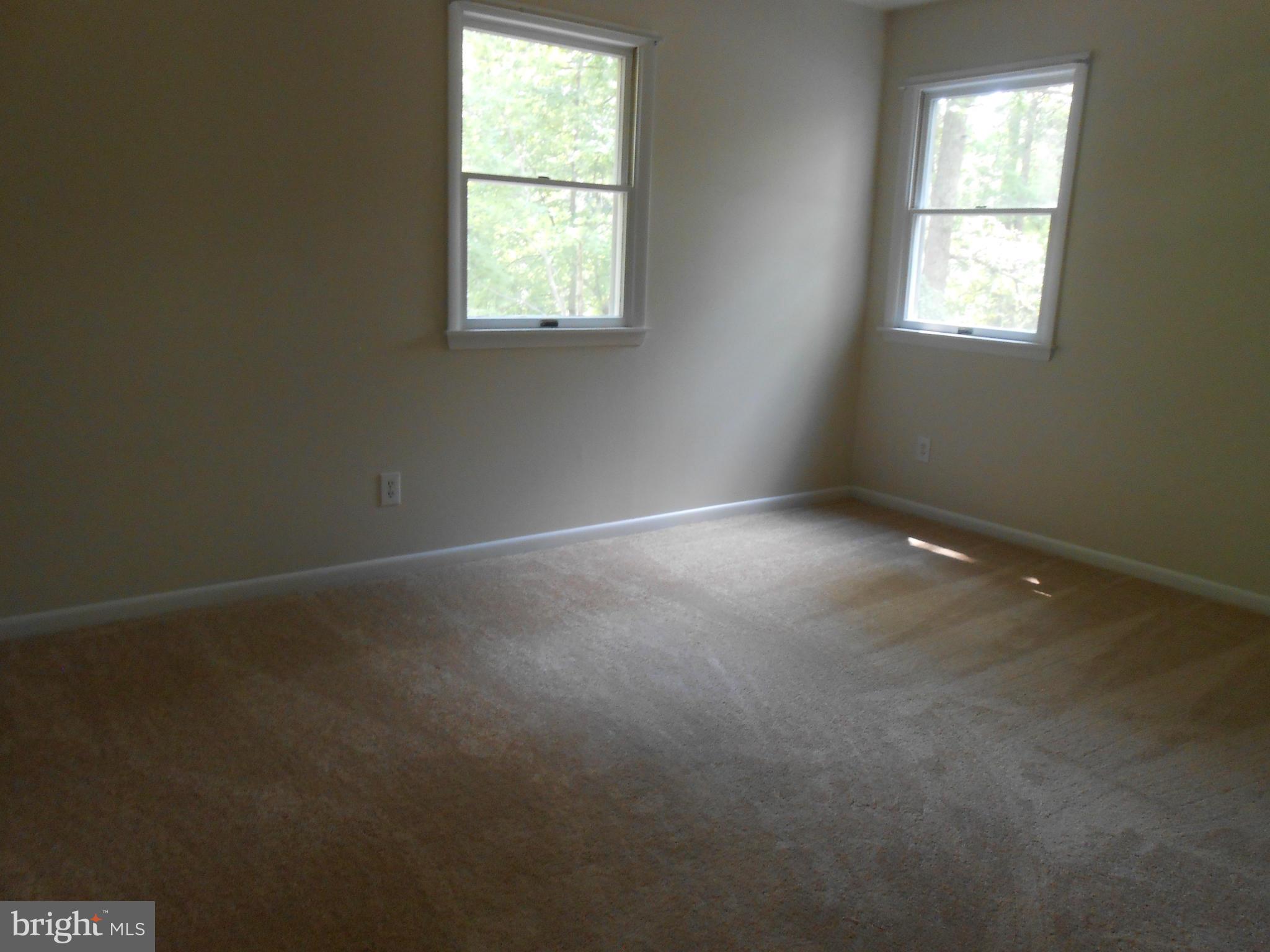 LAND O LAKES - Residential Lease