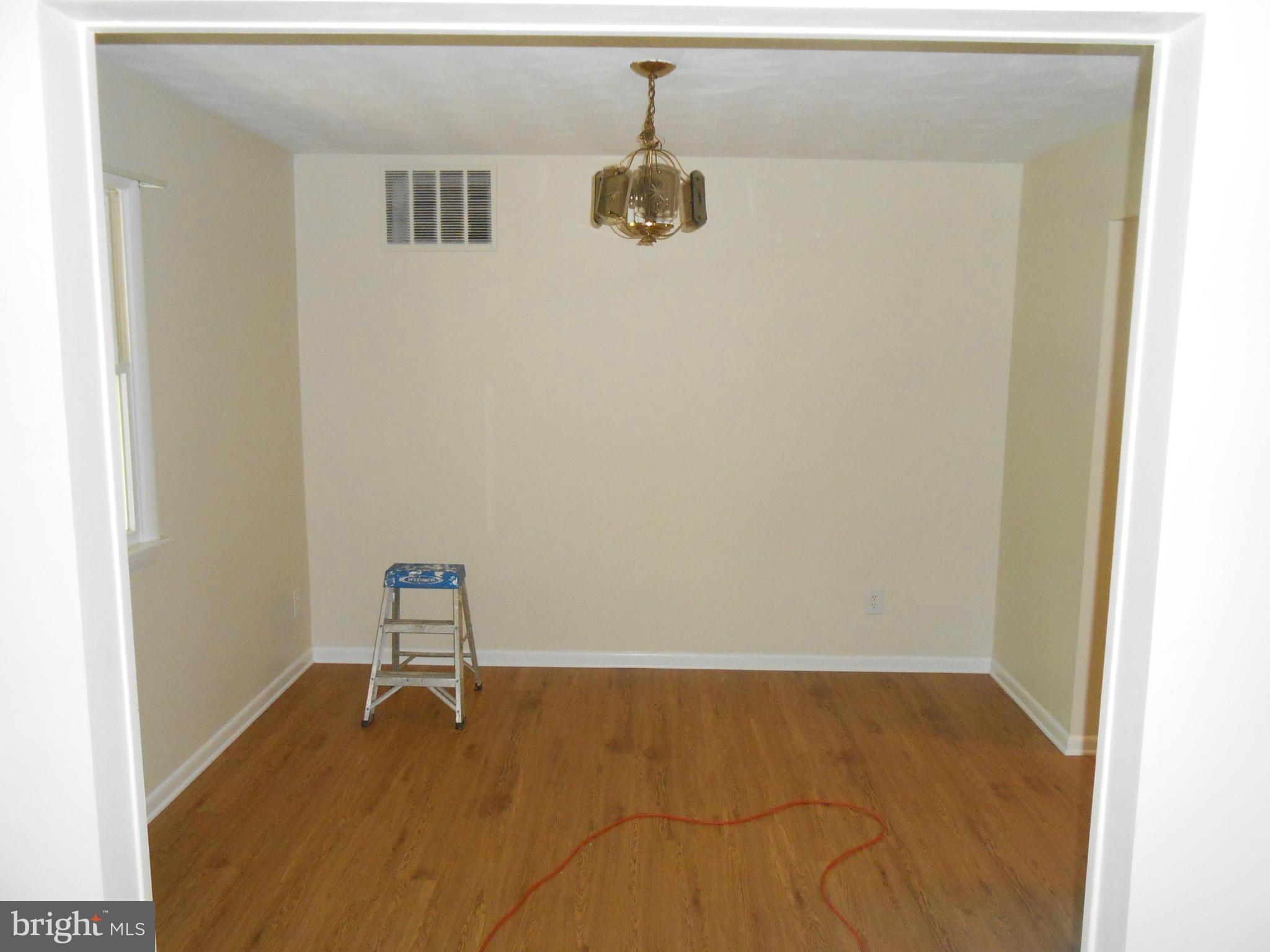 LAND O LAKES - Residential Lease