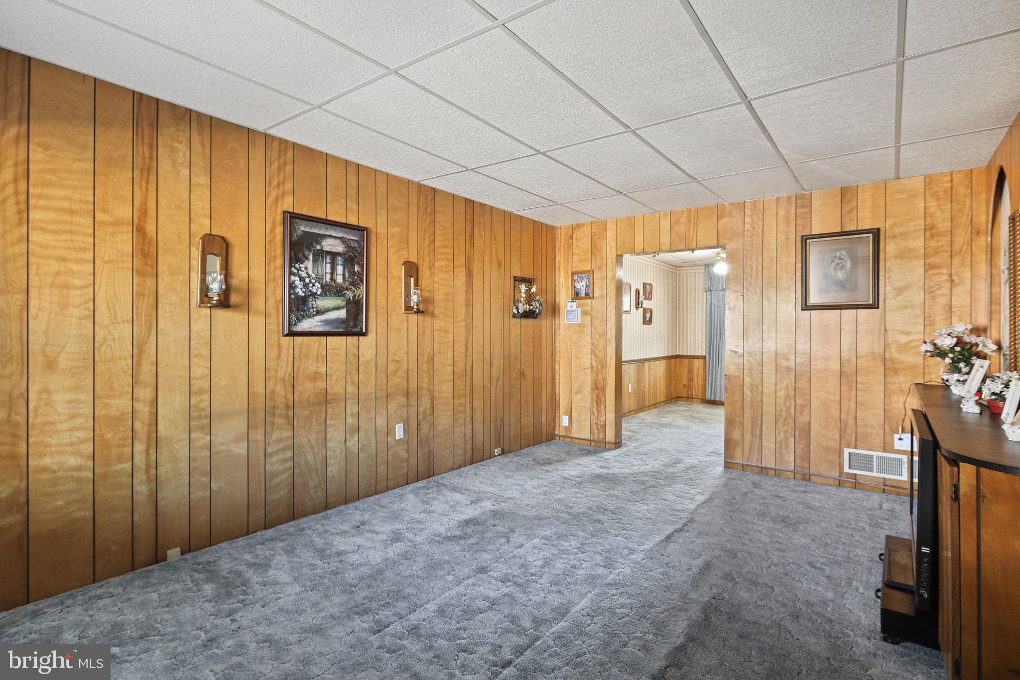 1329 MEDFIELD AVENUE