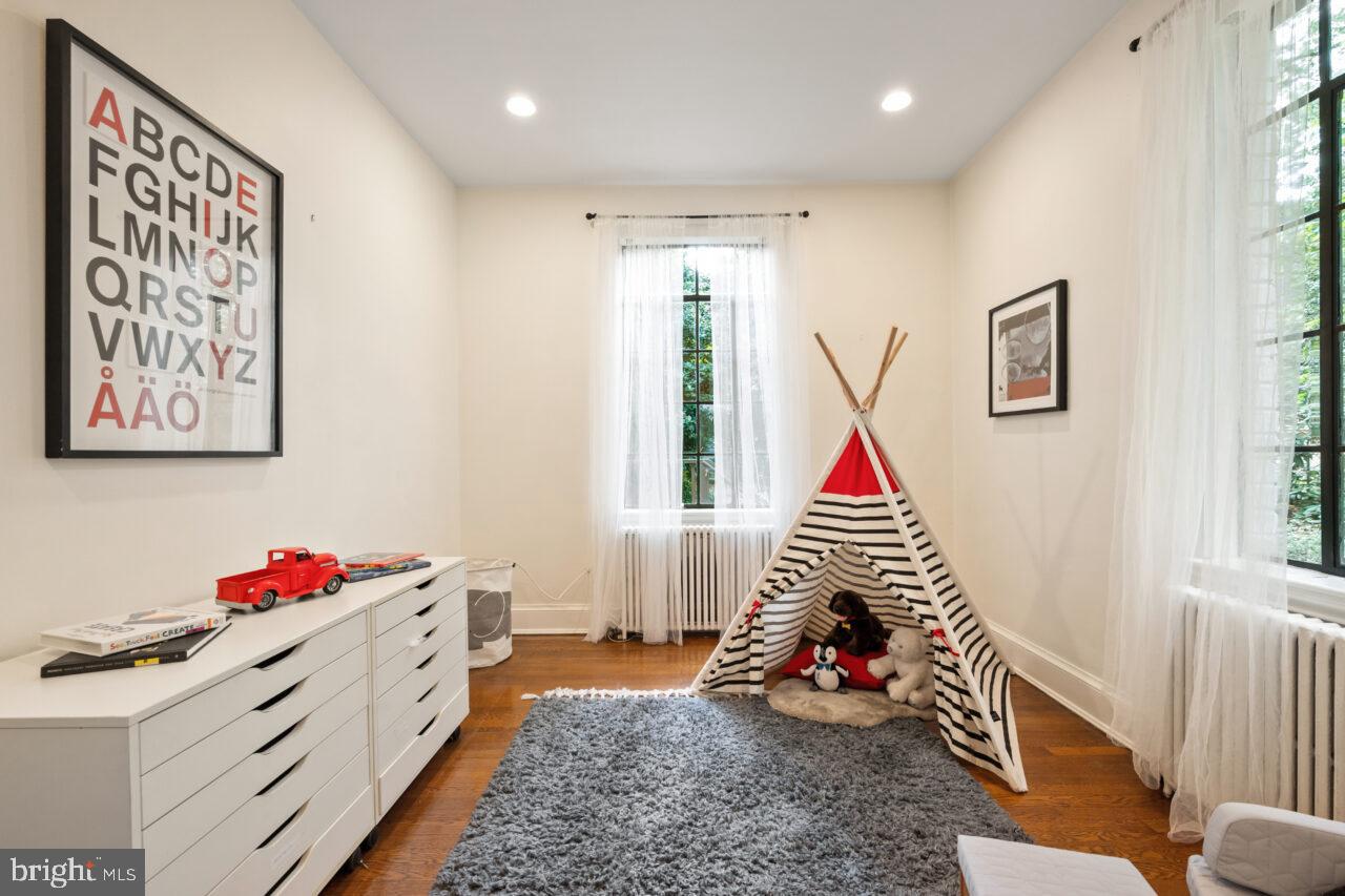 TAKOMA PARK - Residential