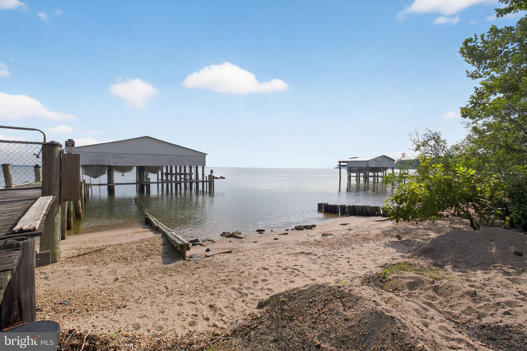 DRIFTWOOD BEACH - Residential