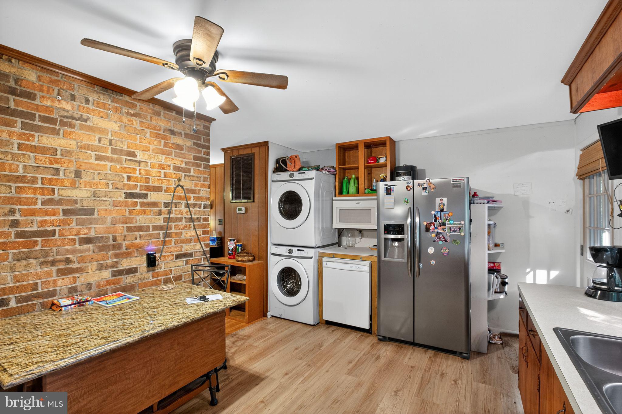 DRIFTWOOD BEACH - Residential