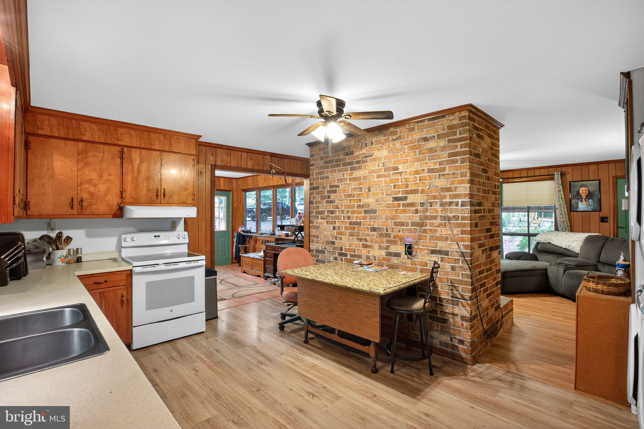 DRIFTWOOD BEACH - Residential