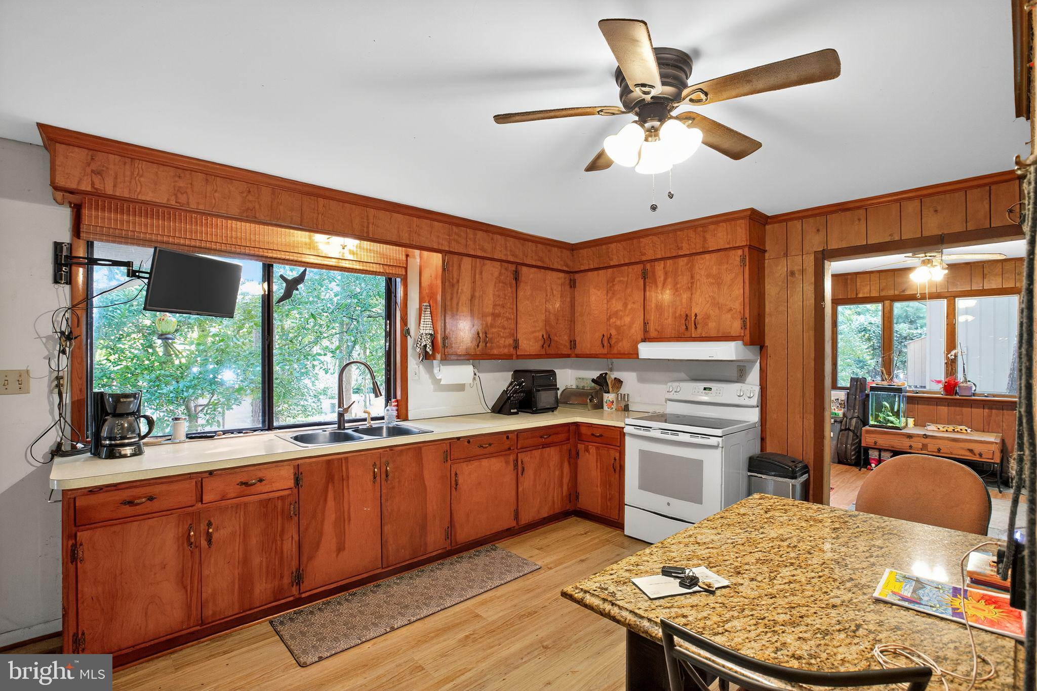 DRIFTWOOD BEACH - Residential