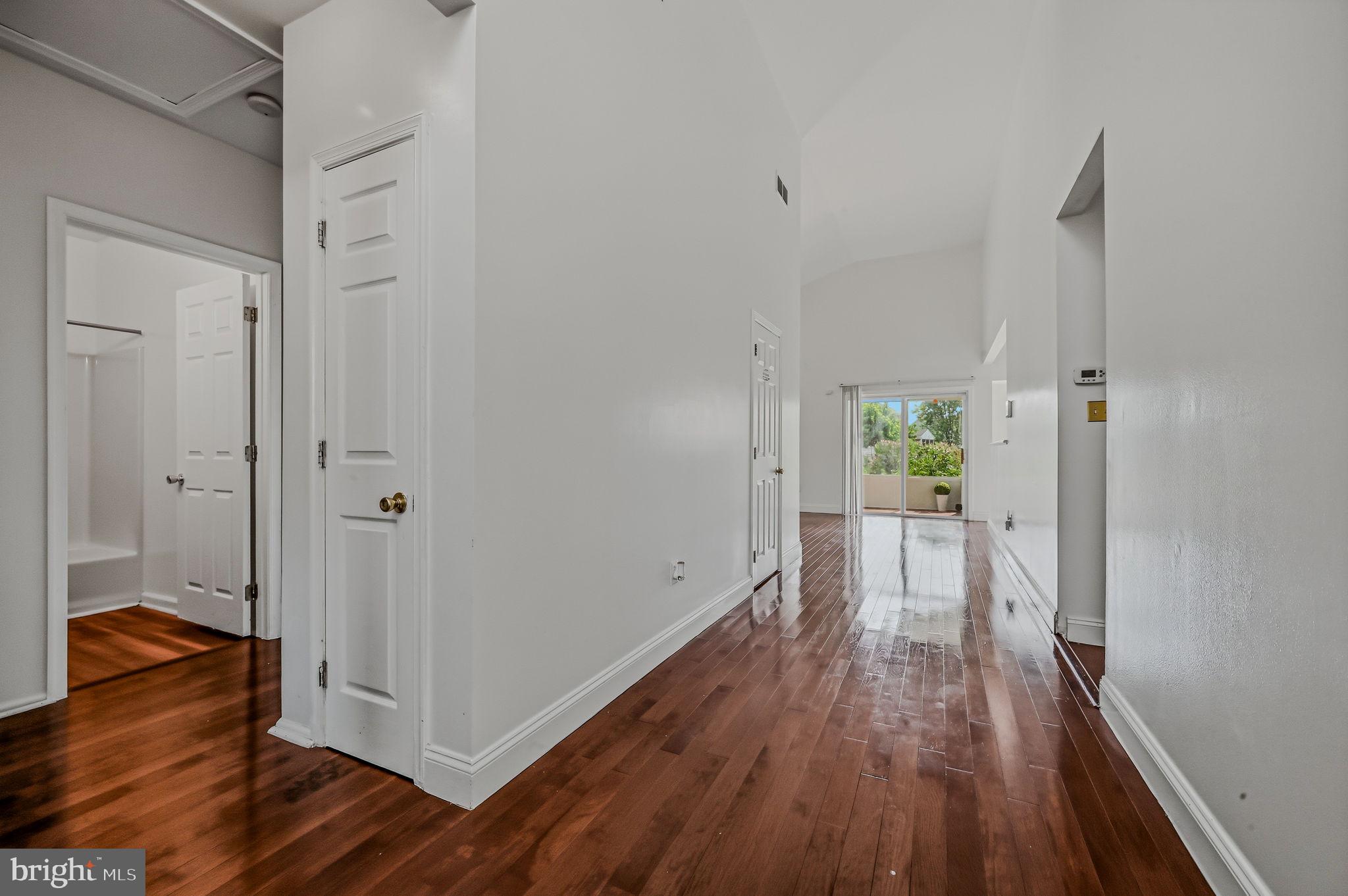 235 RIVEREDGE DRIVE