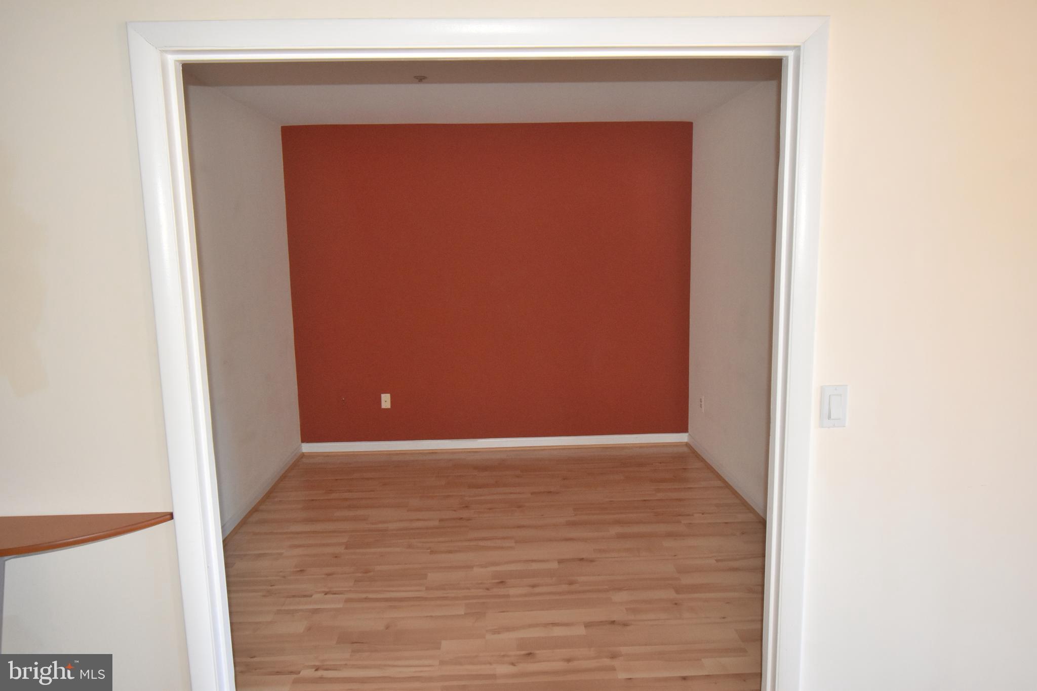 ANNAPOLIS OVERLOOK - Residential