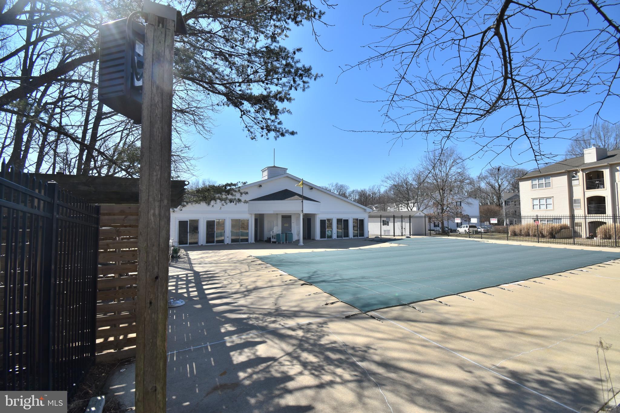 ANNAPOLIS OVERLOOK - Residential