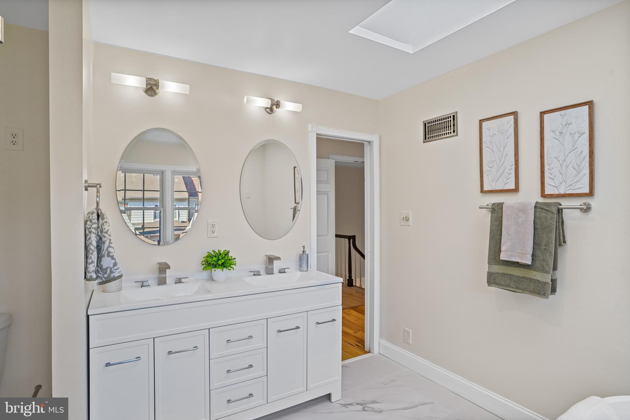 KINGSBERRY - Residential