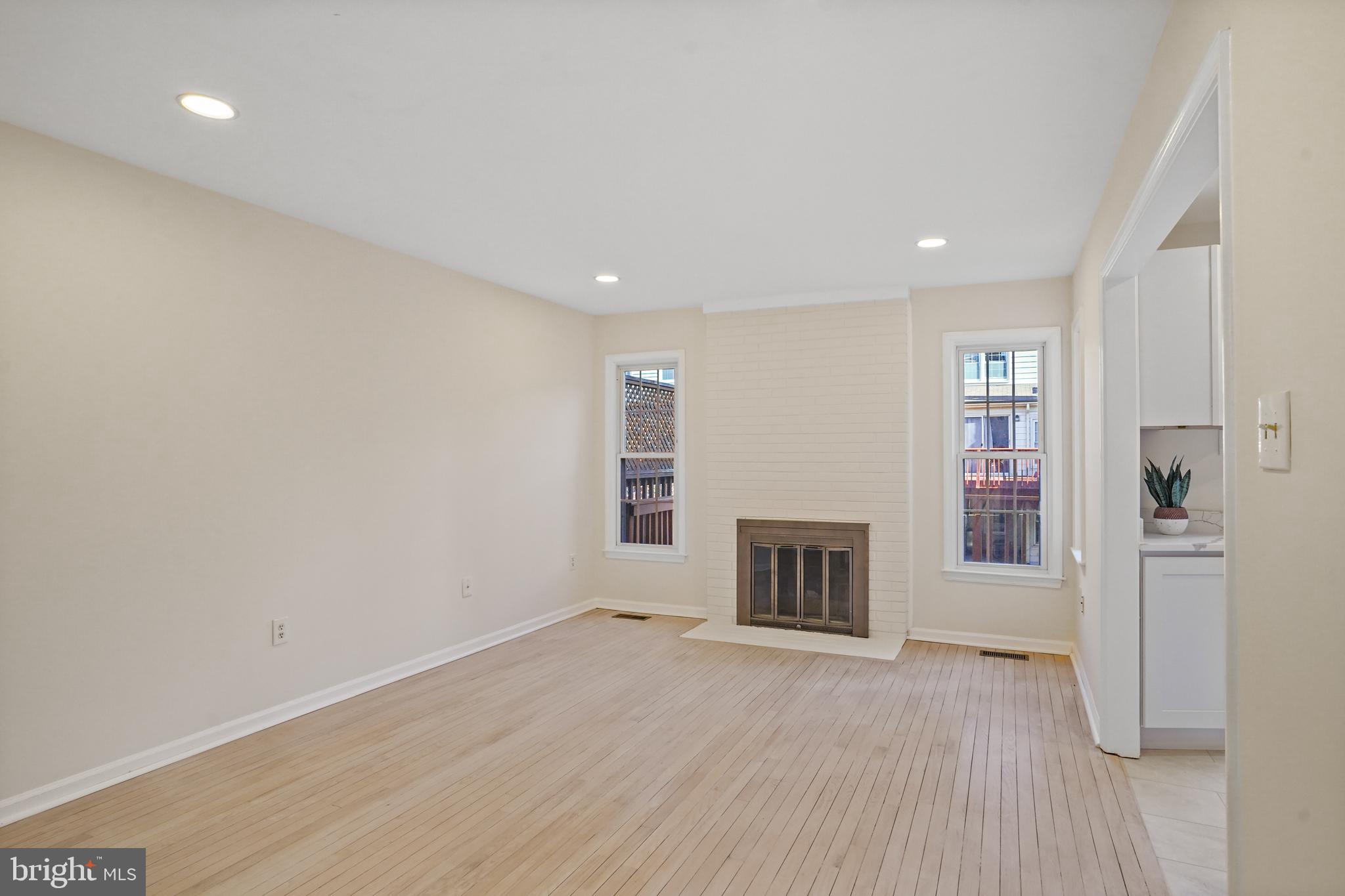 KINGSBERRY - Residential