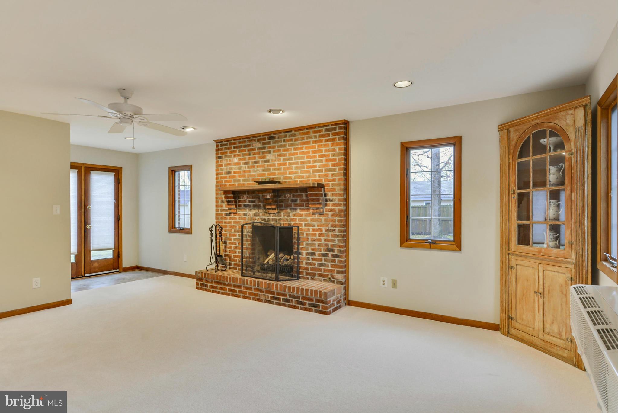 LOISDALE ESTATES - Residential