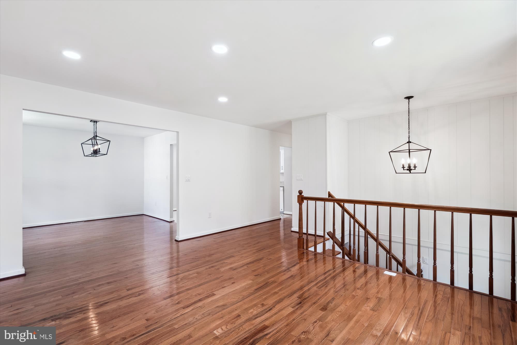 HILLSMERE SHORES - Residential Lease