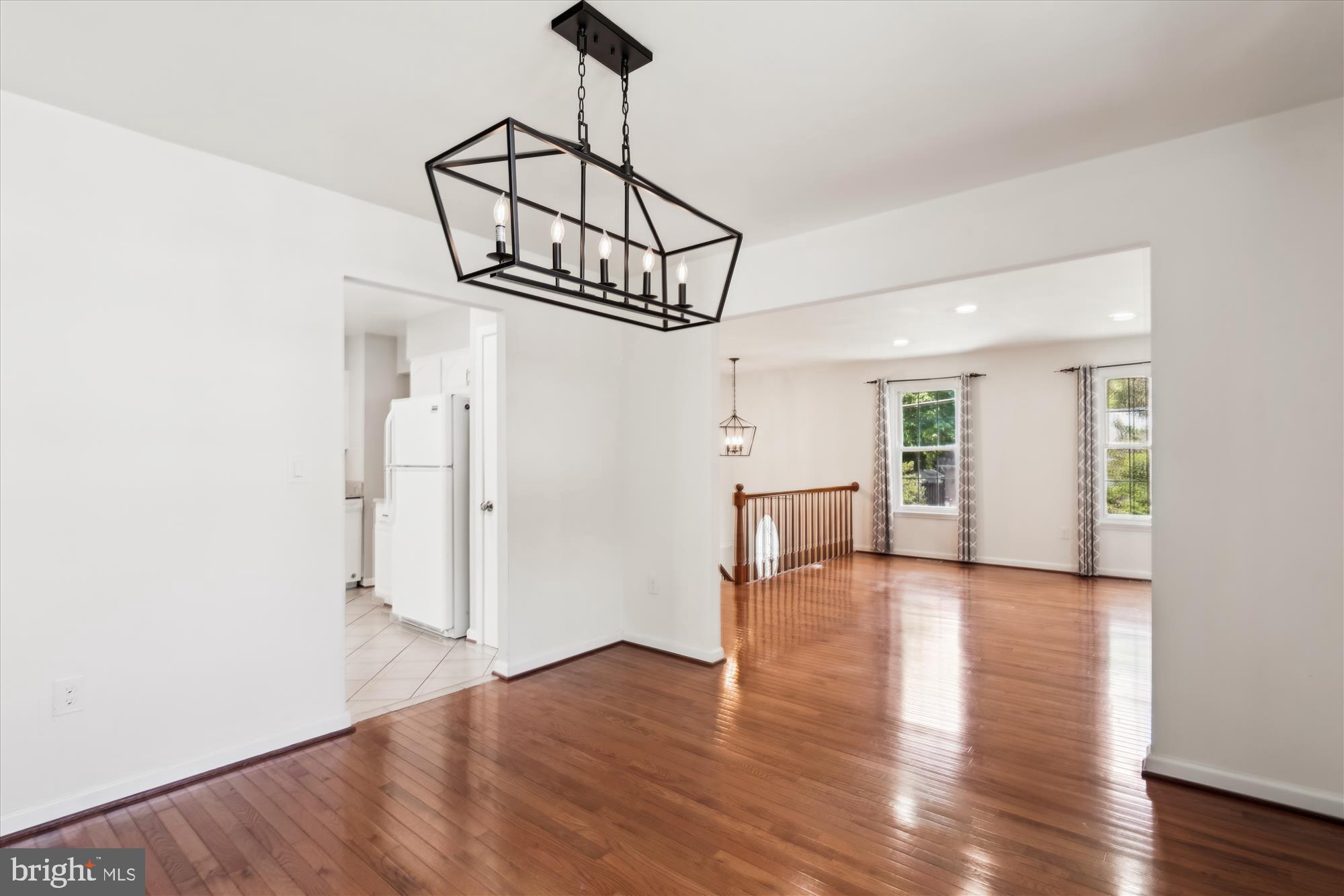 HILLSMERE SHORES - Residential Lease