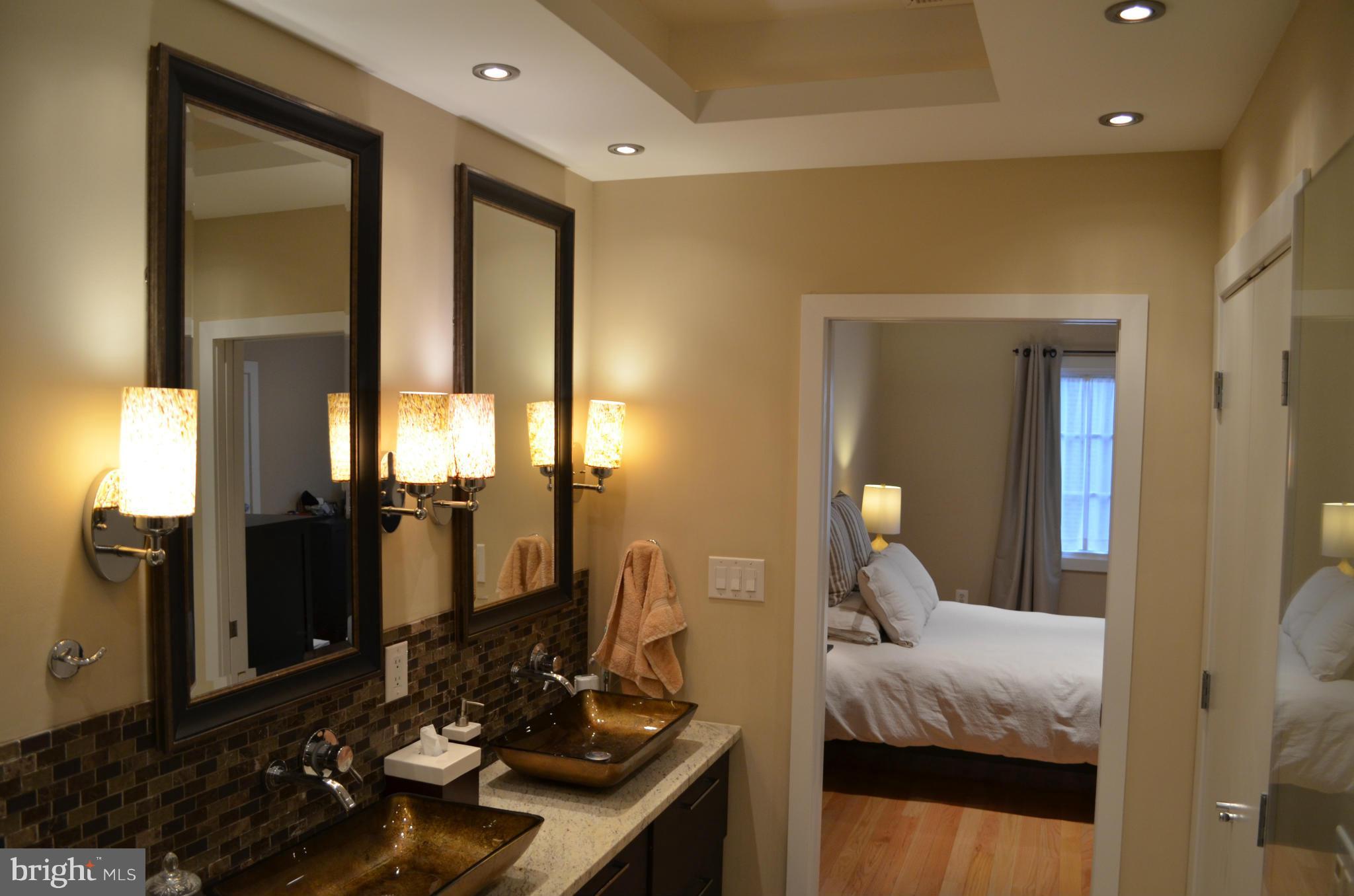 BRADDOCK LOFTS - Residential Lease