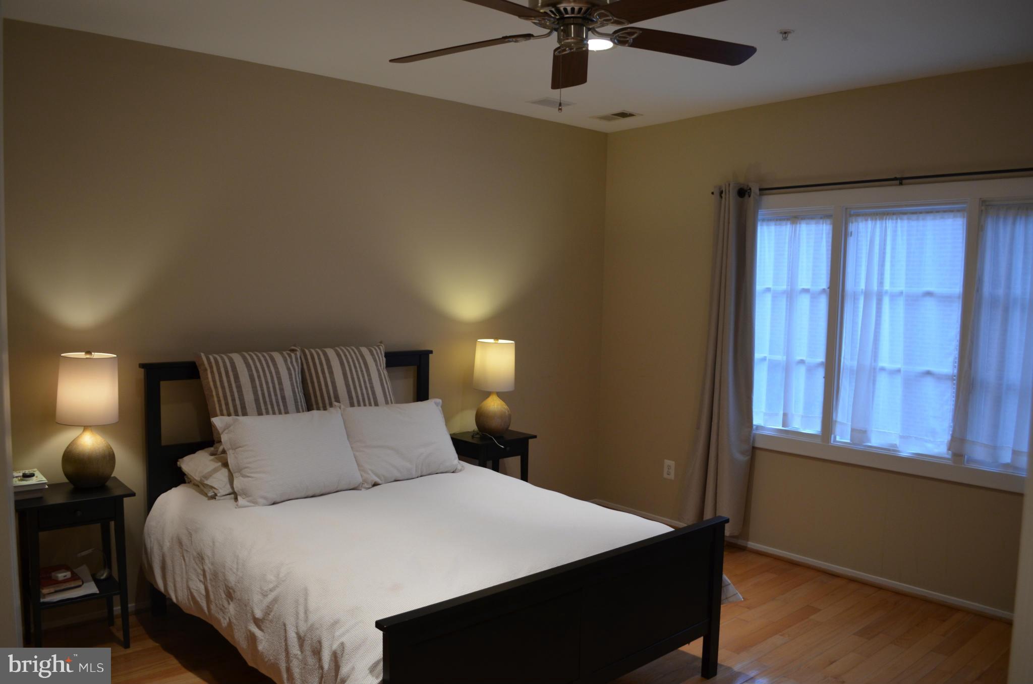 BRADDOCK LOFTS - Residential Lease