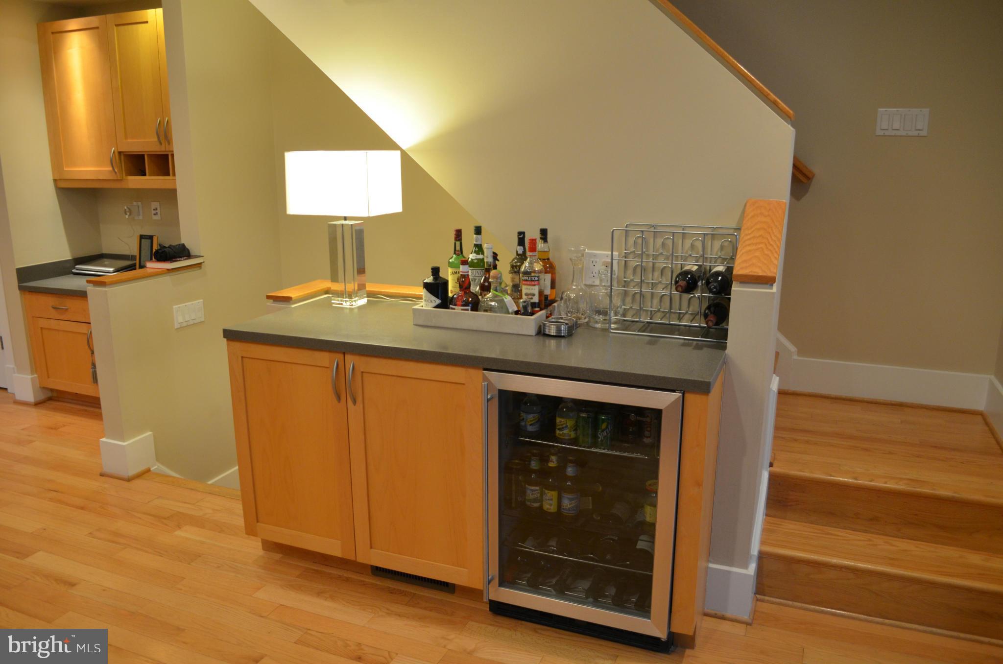 BRADDOCK LOFTS - Residential Lease